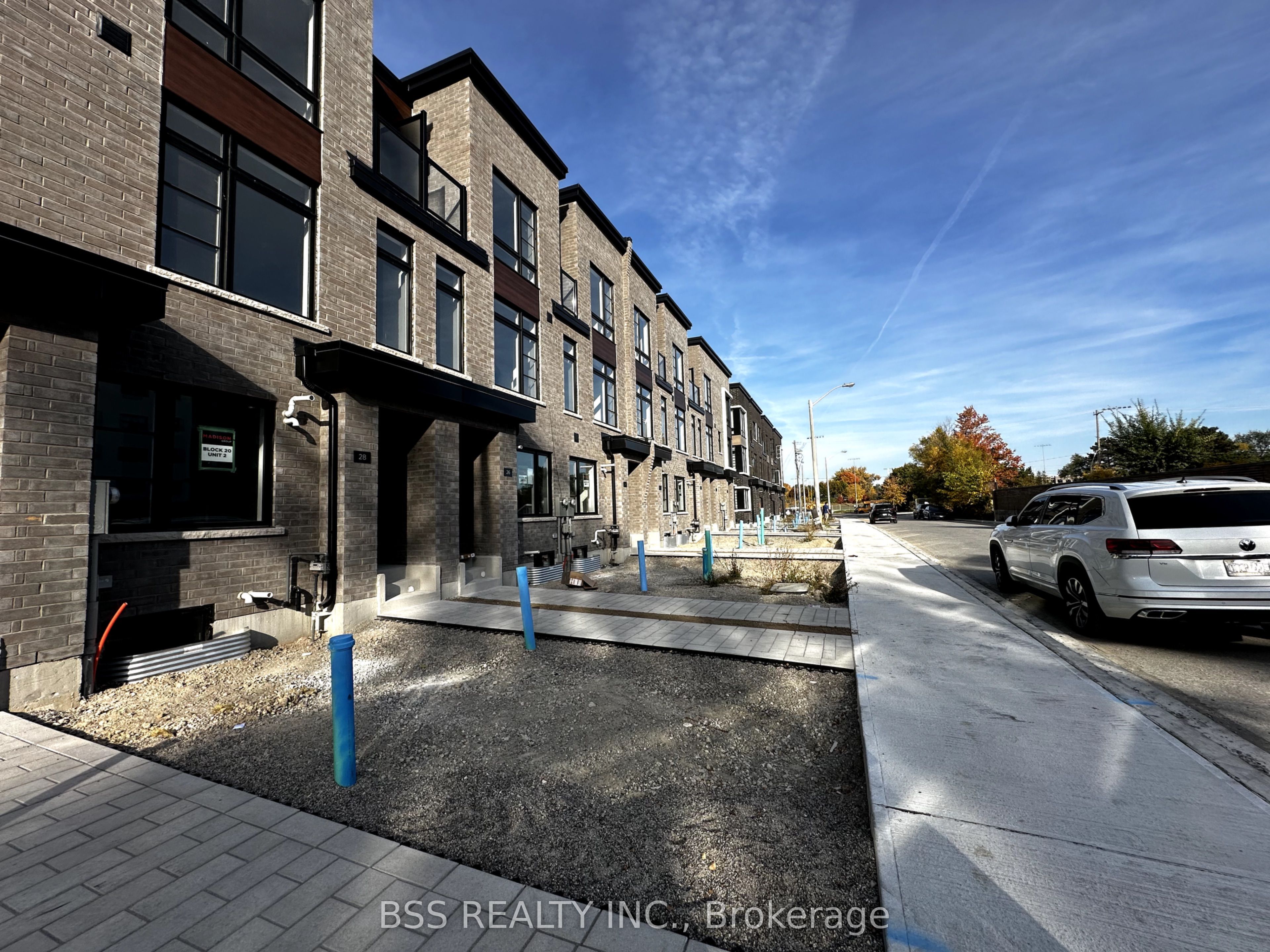 30 Akil Thomas Gardens