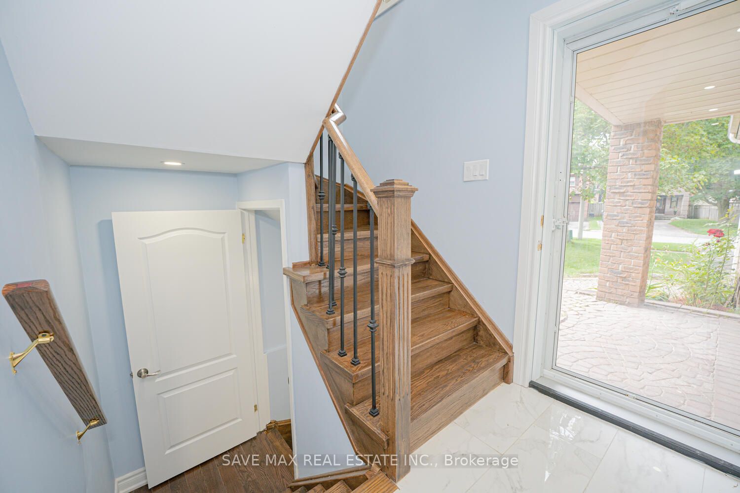 82 Chatfield Drive