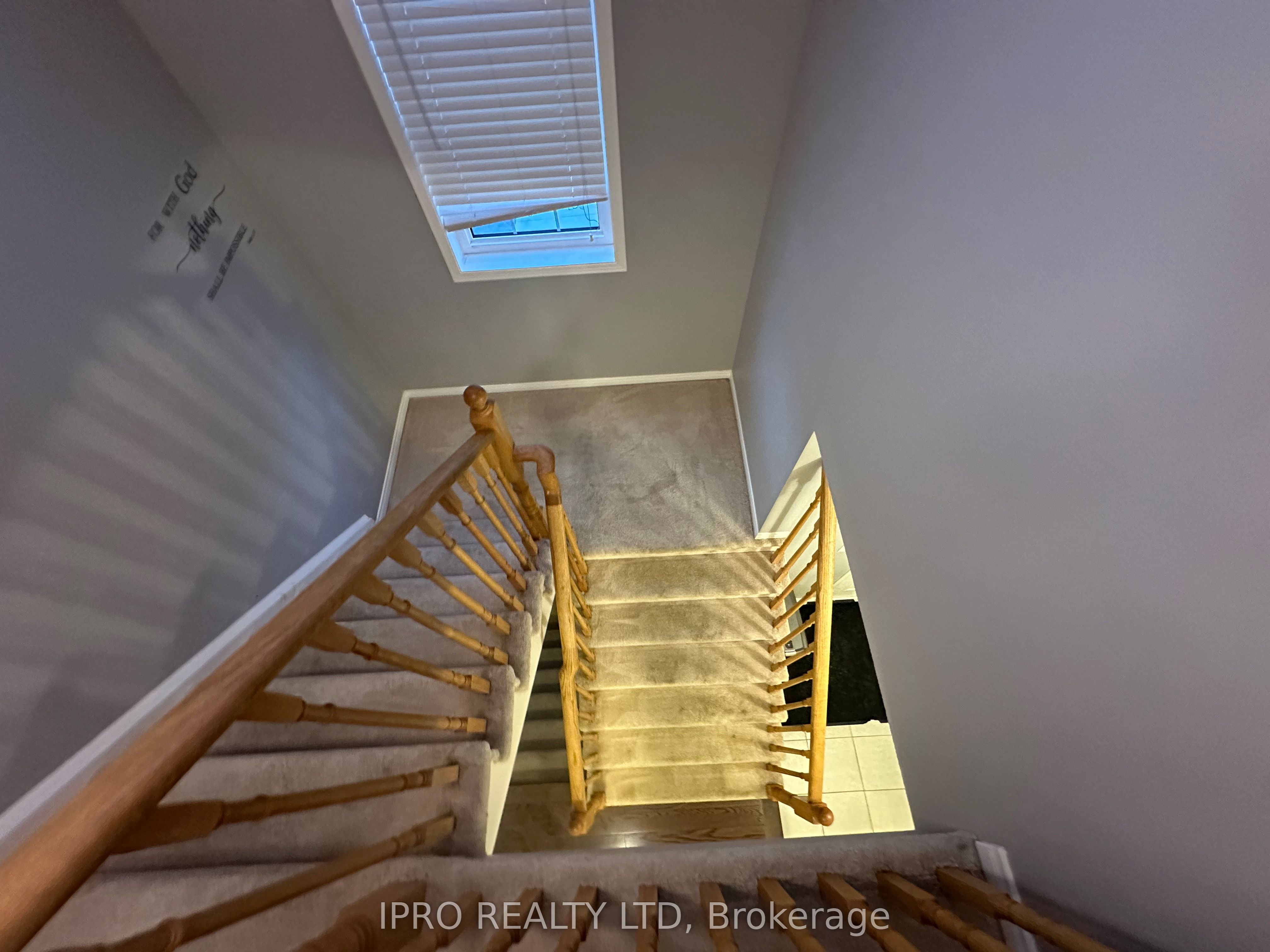 13 Raithby Crescent