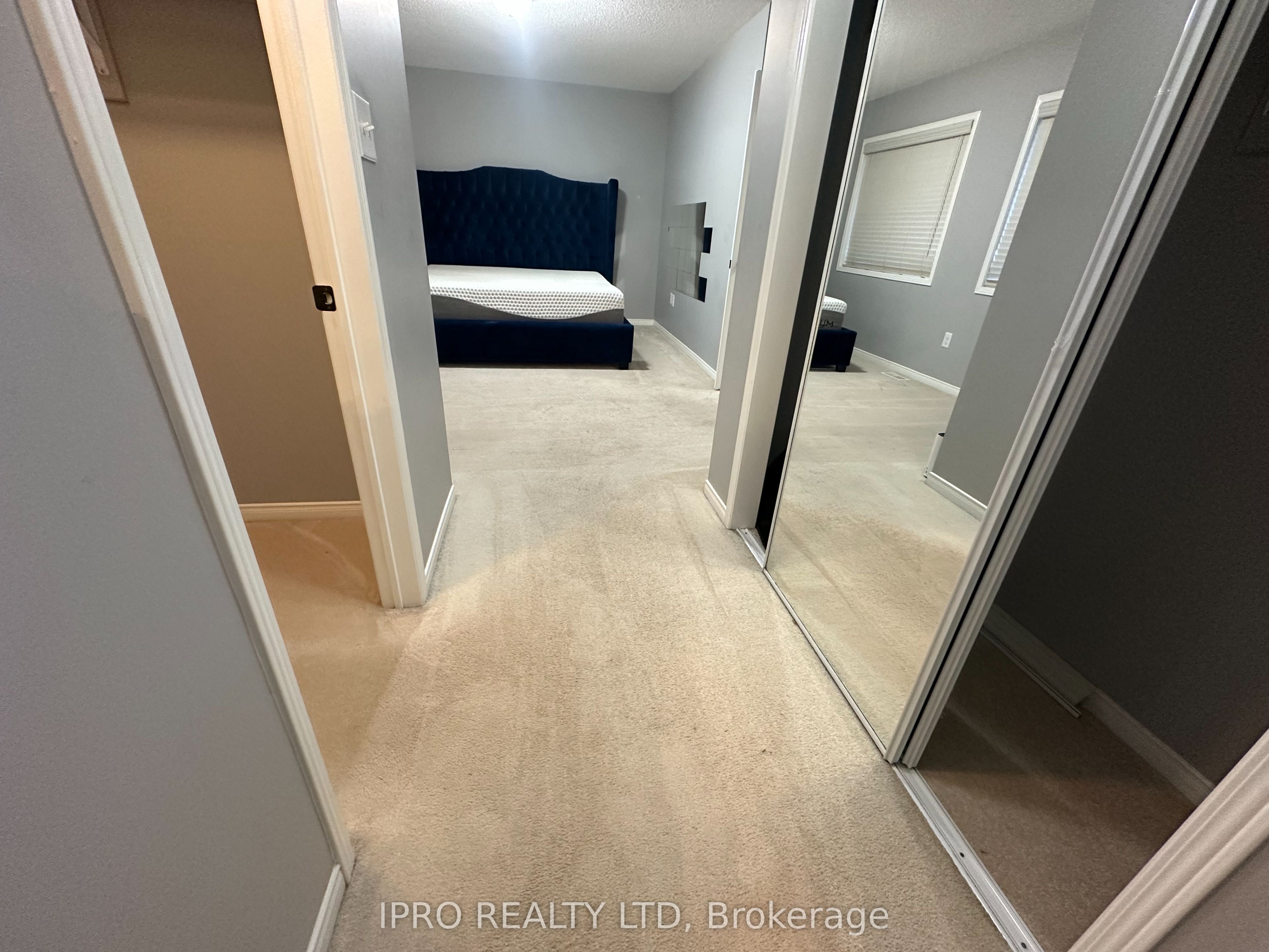 13 Raithby Crescent