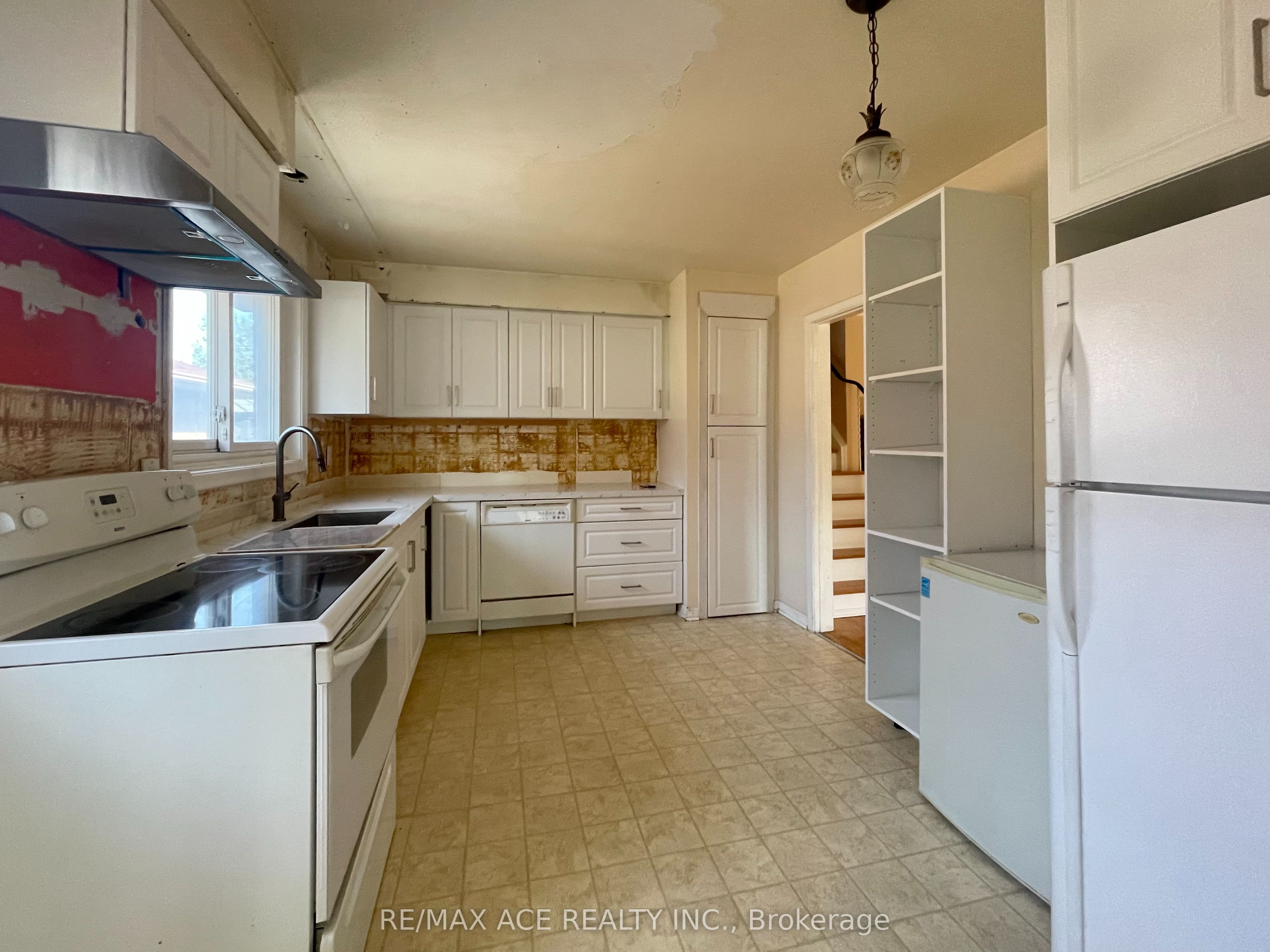 99 Amberjack Boulevard