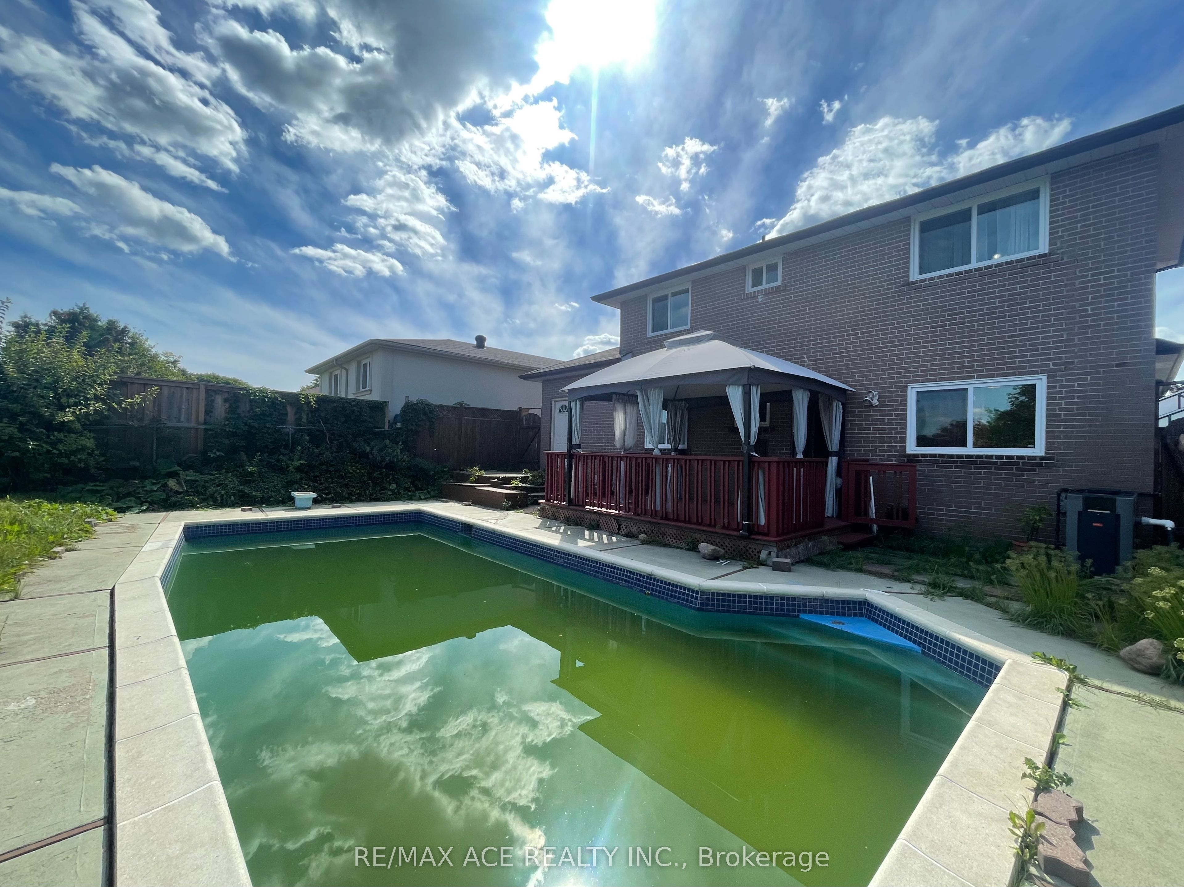 99 Amberjack Boulevard
