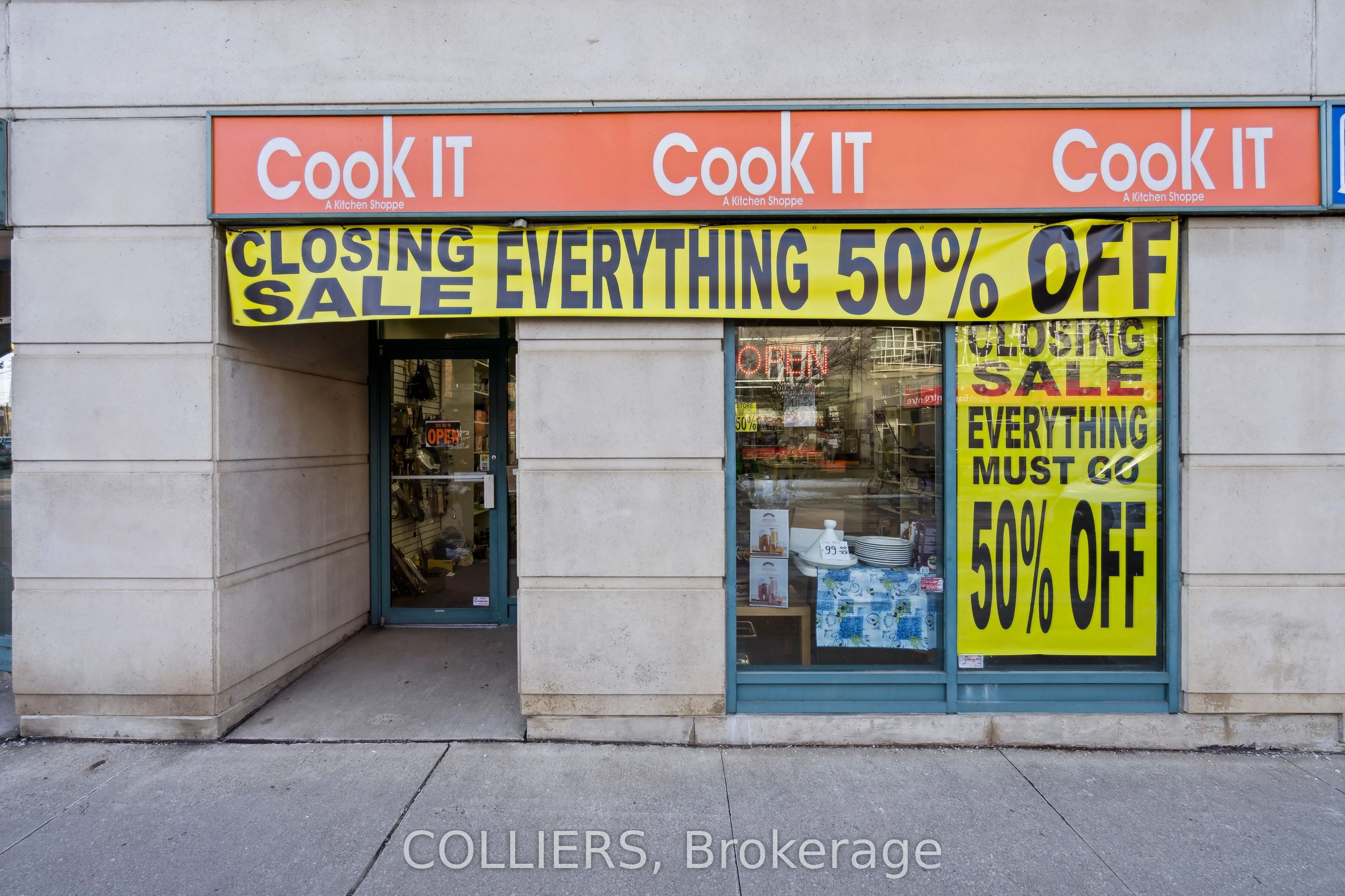 1835 Queen Street E, #7
