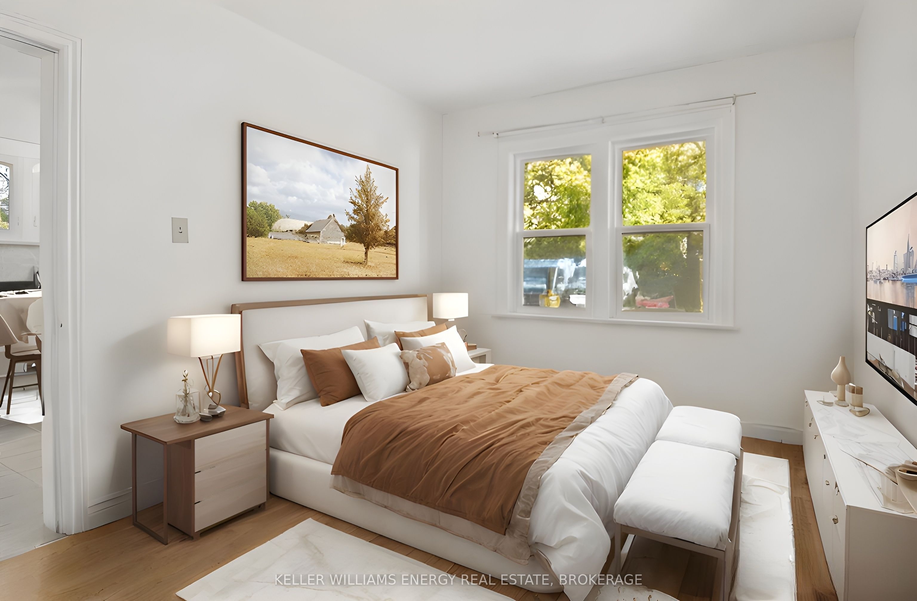20 Colborne Street W, #2