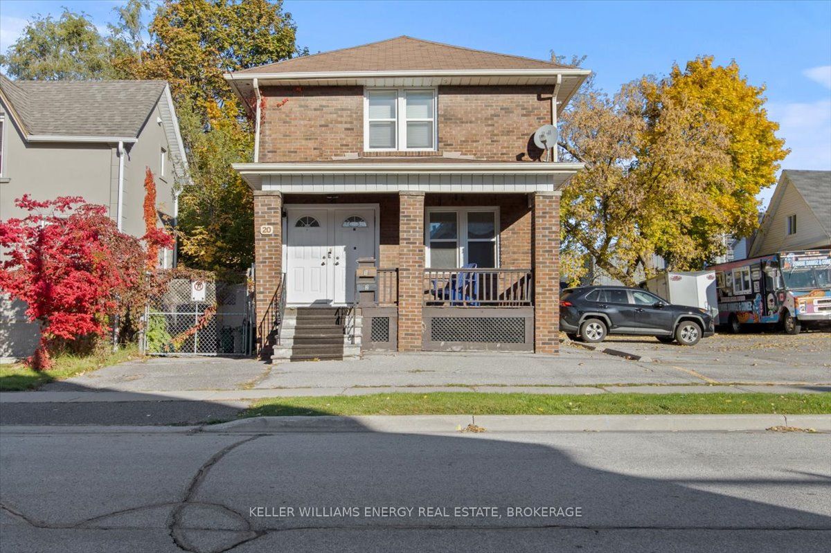 20 Colborne Street W, #2