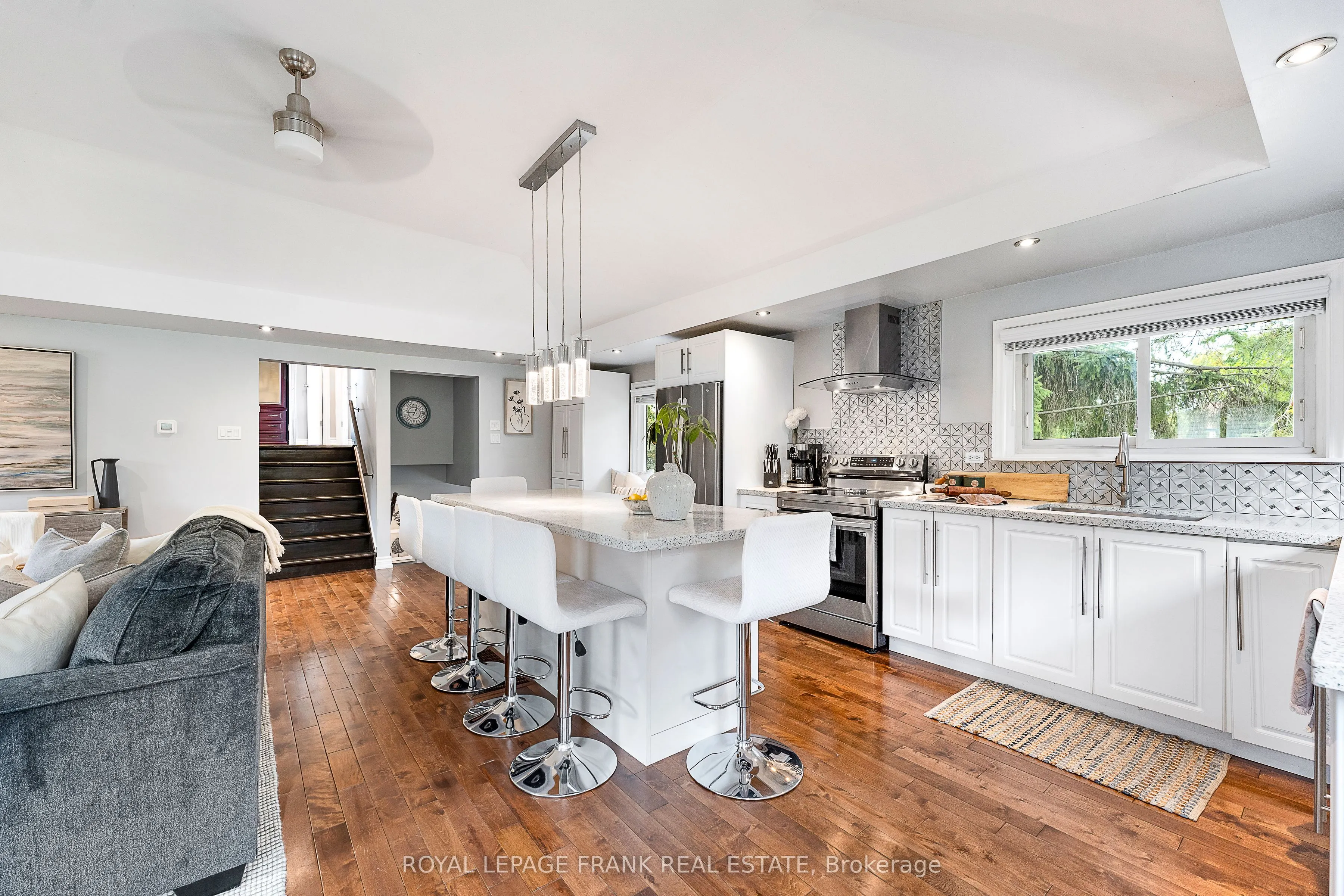 19210 Scugog Point Road