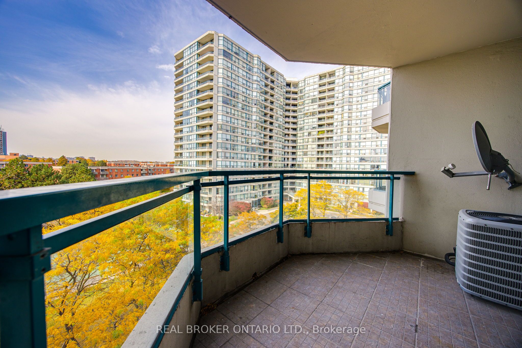 4727 Sheppard Avenue E, #608