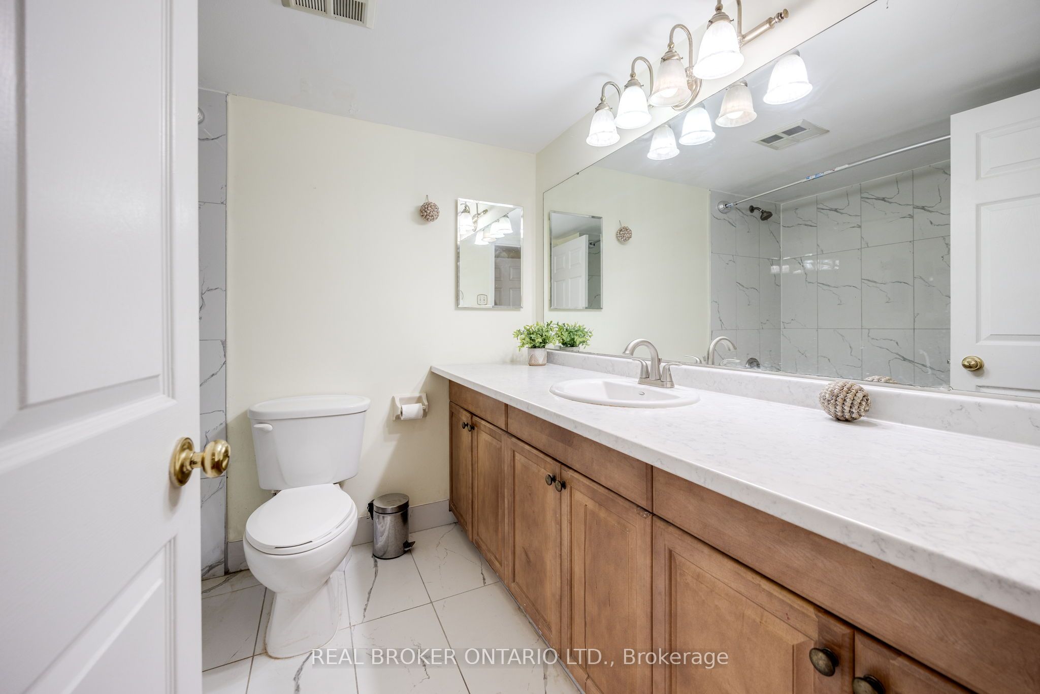 4727 Sheppard Avenue E, #608
