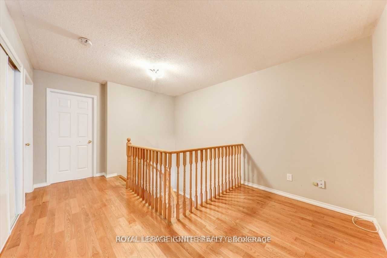 32 Tansley Crescent