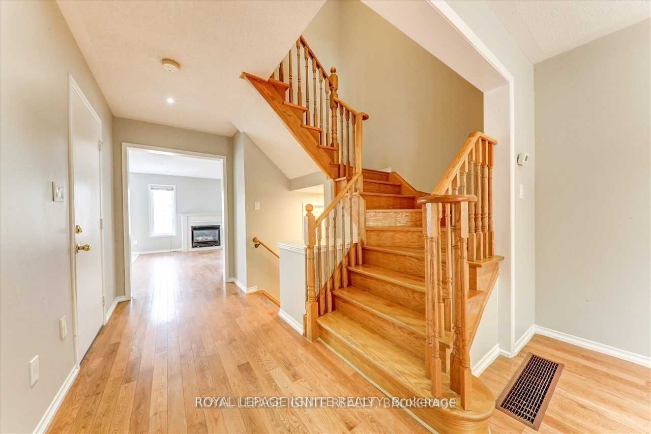 32 Tansley Crescent