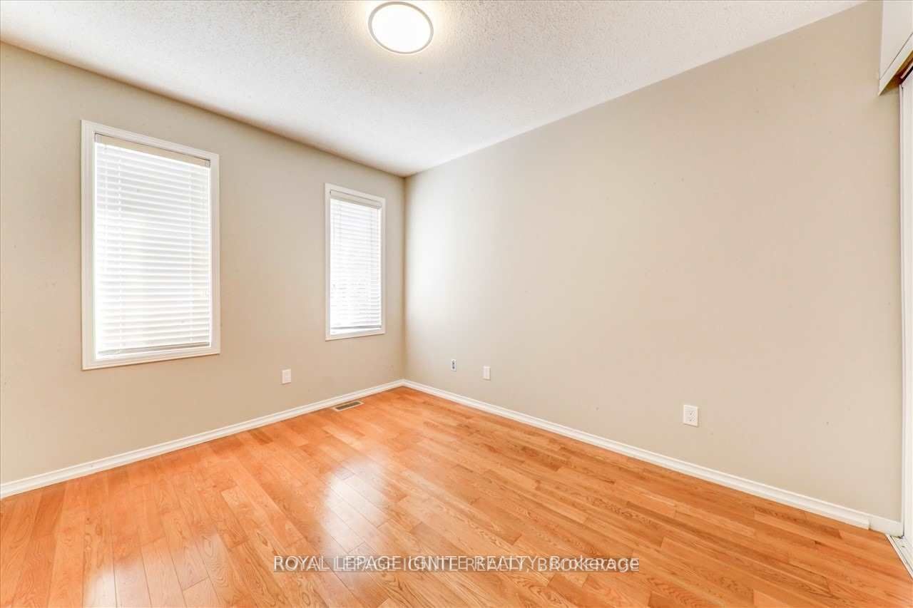32 Tansley Crescent