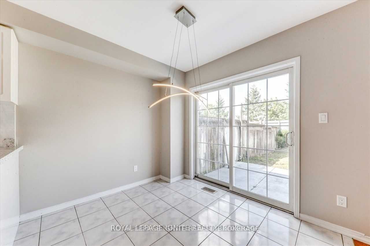 32 Tansley Crescent