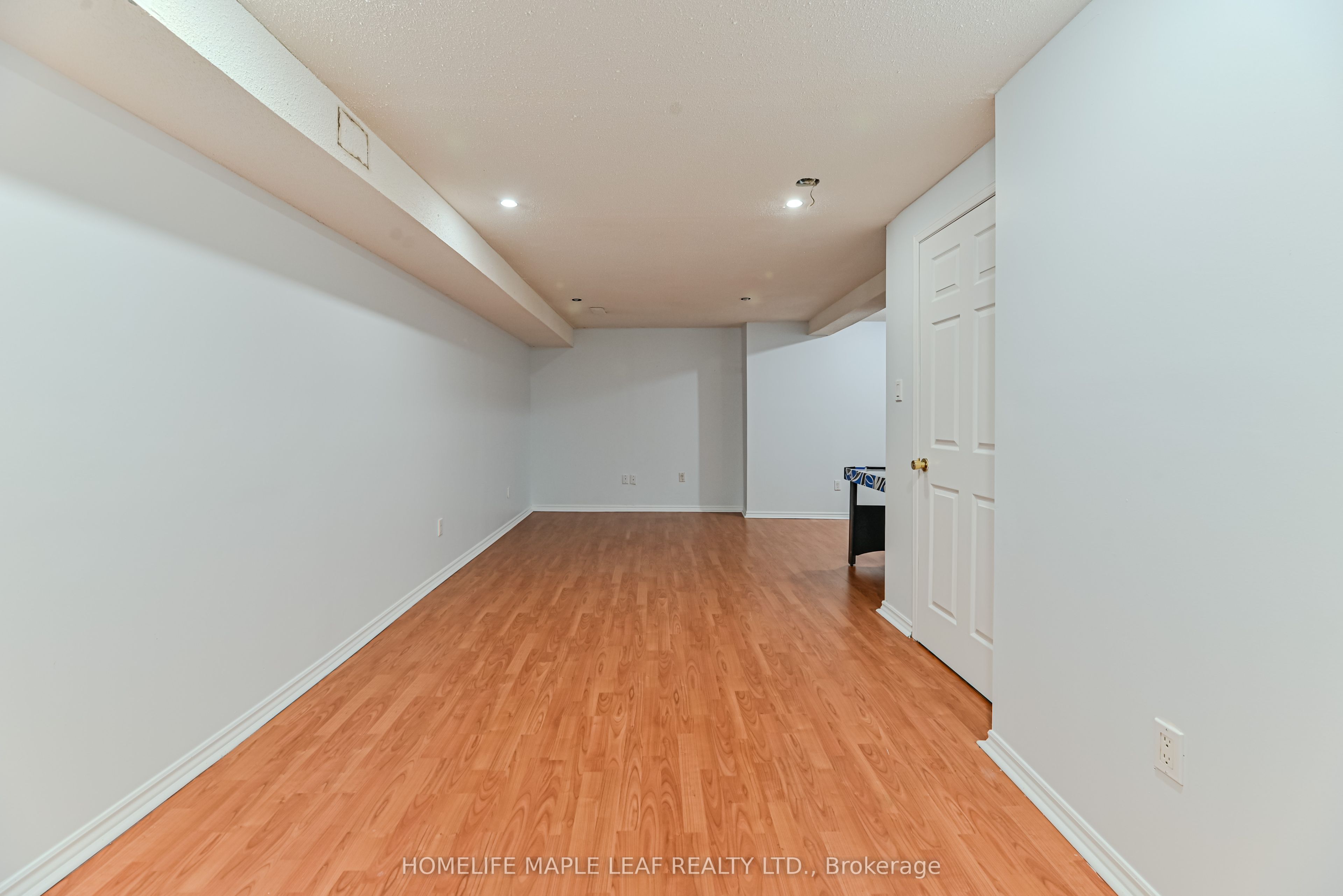 3 Hitchen Avenue