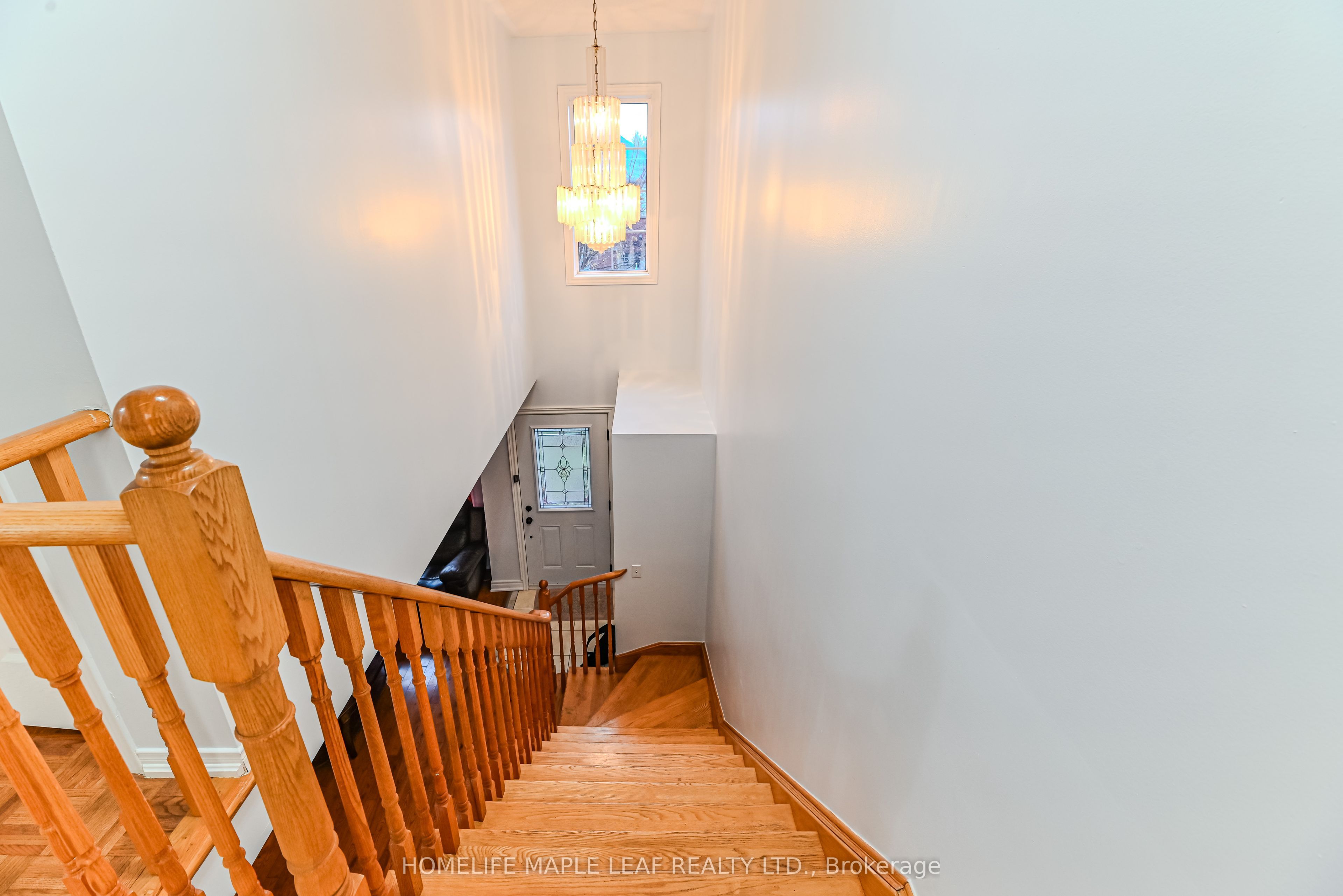 3 Hitchen Avenue