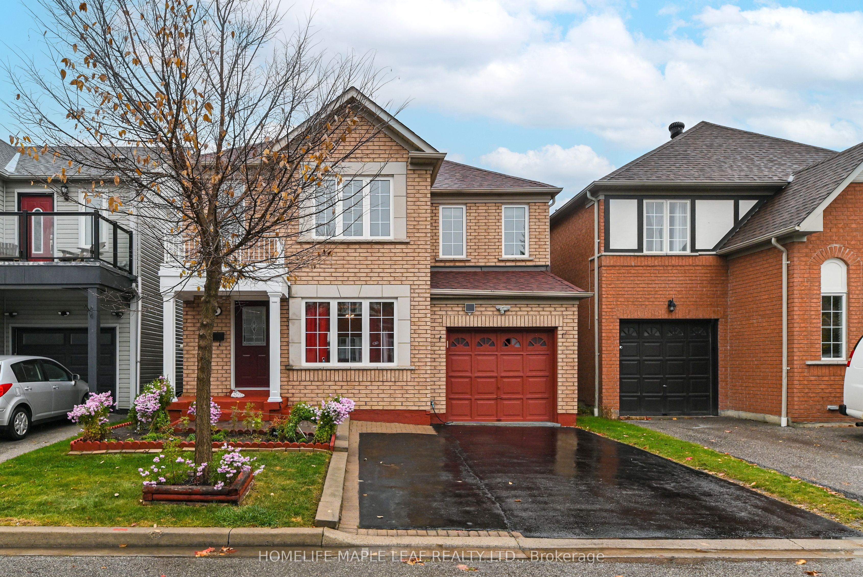 3 Hitchen Avenue