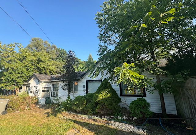 431 Sheppard Avenue
