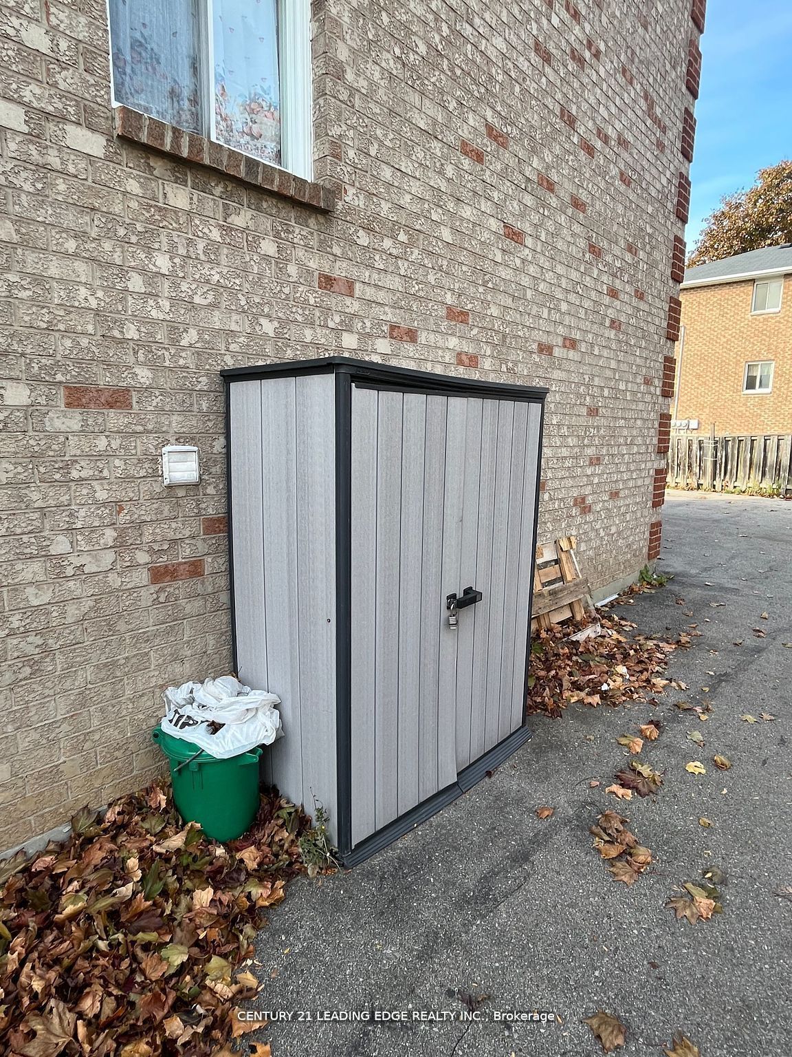 2 Kingsway Gate