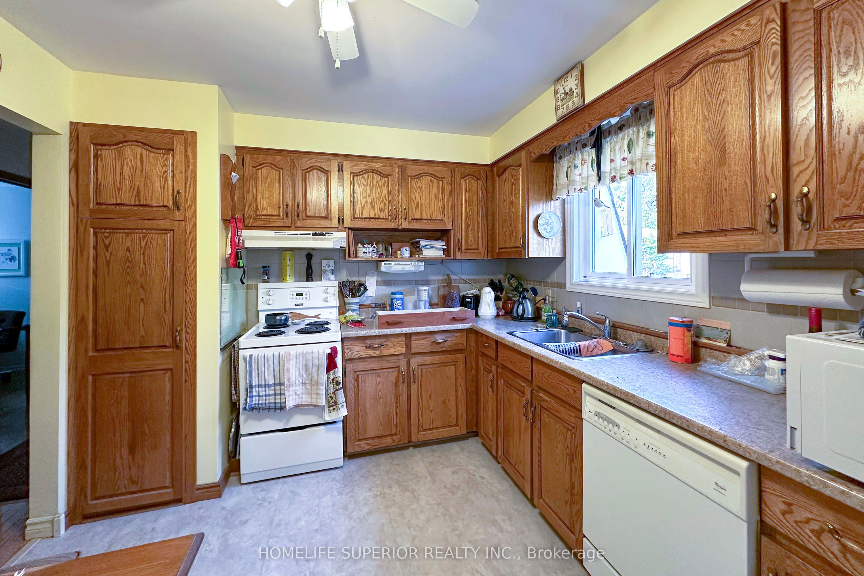 1946 Spruce Hill Road