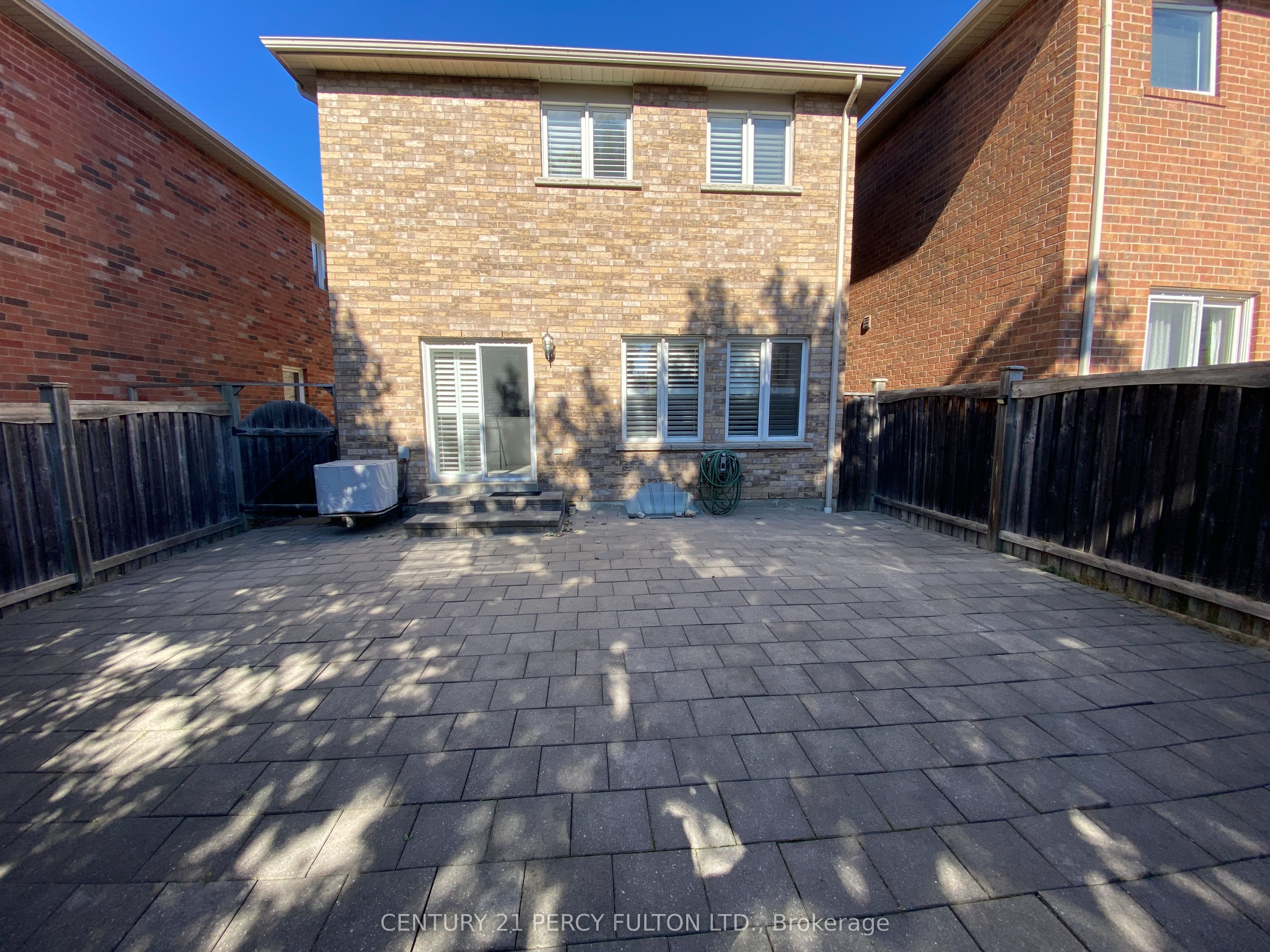 208 Penndutch Circle
