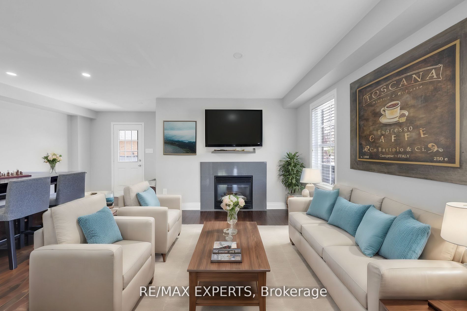 331 Davos Road