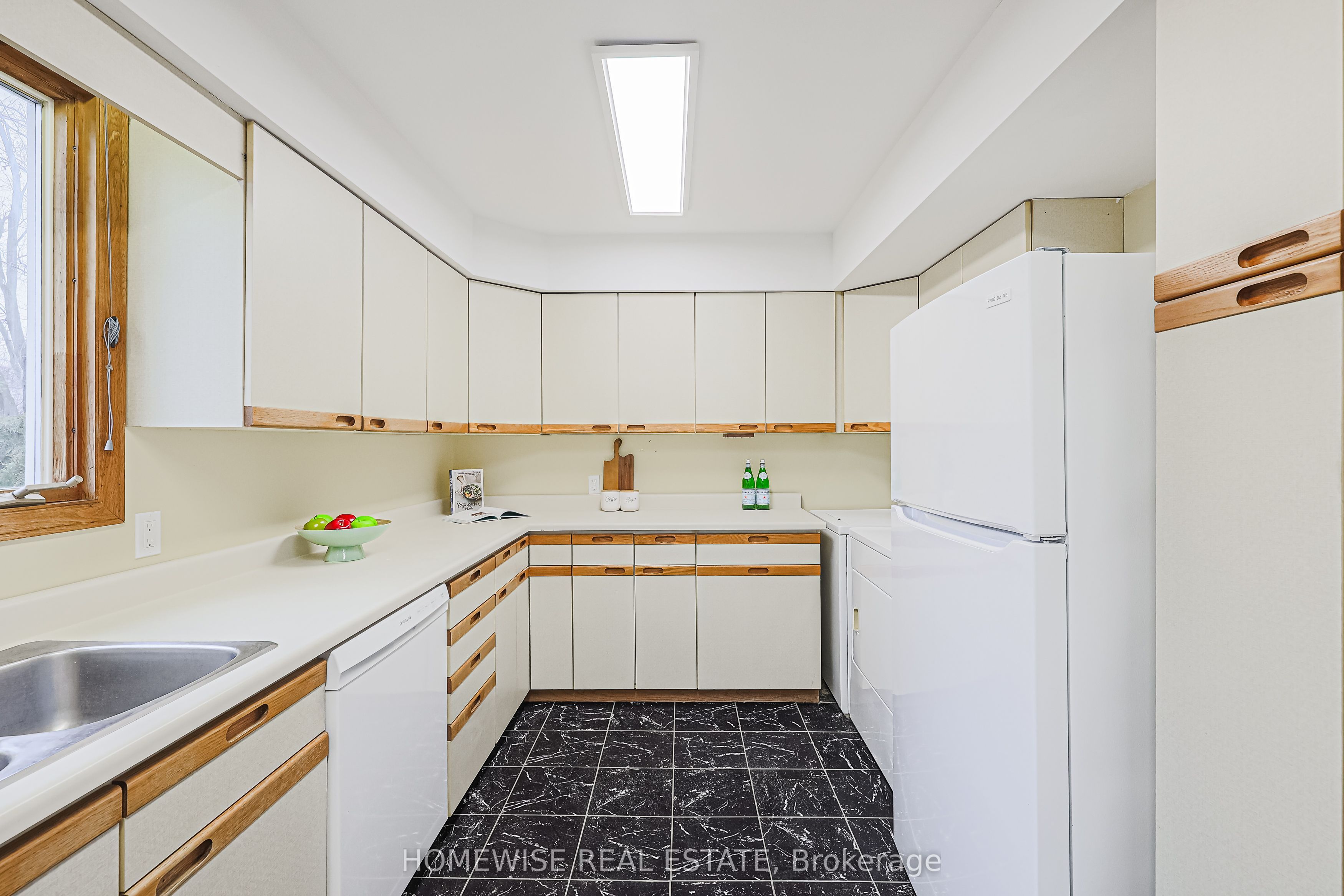 128 Moores Beach Road