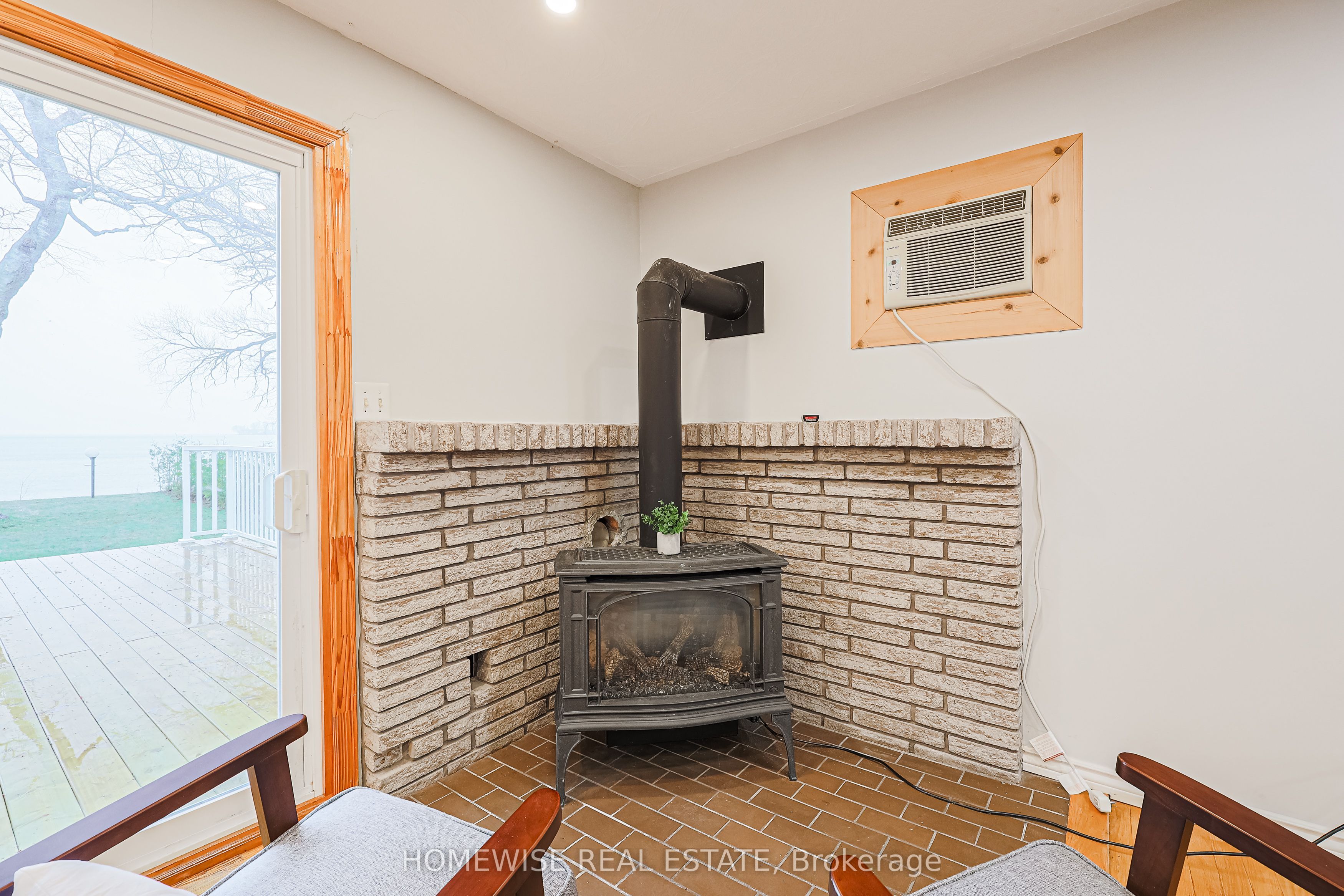 128 Moores Beach Road