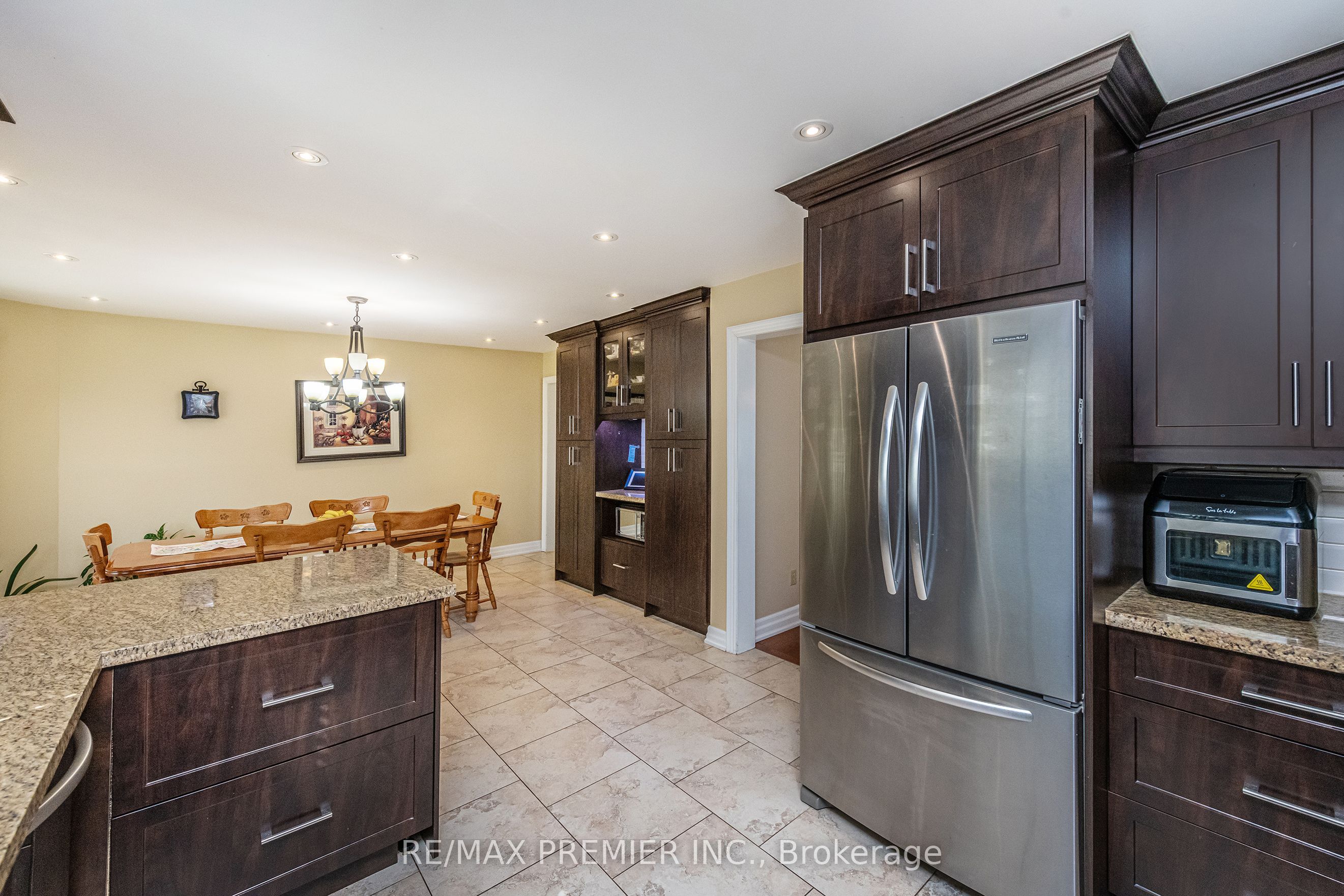 35 Cristina Crescent