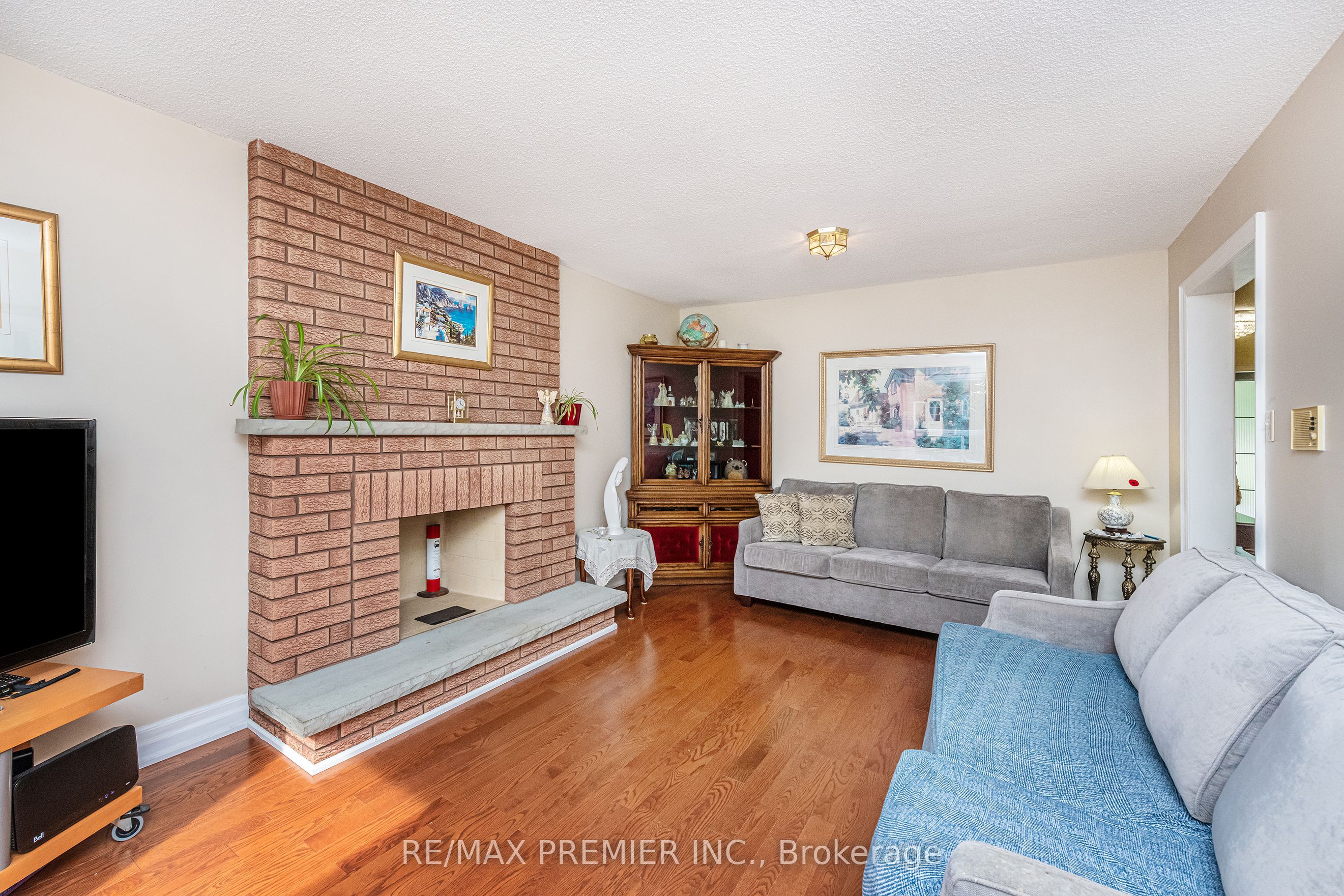 35 Cristina Crescent