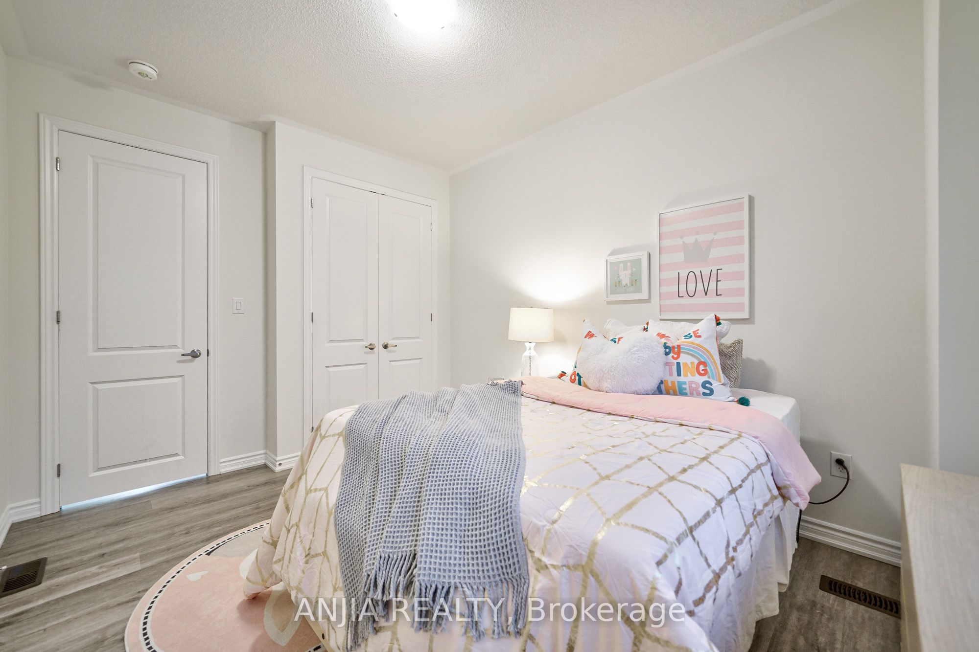262 Beaverbrae Drive