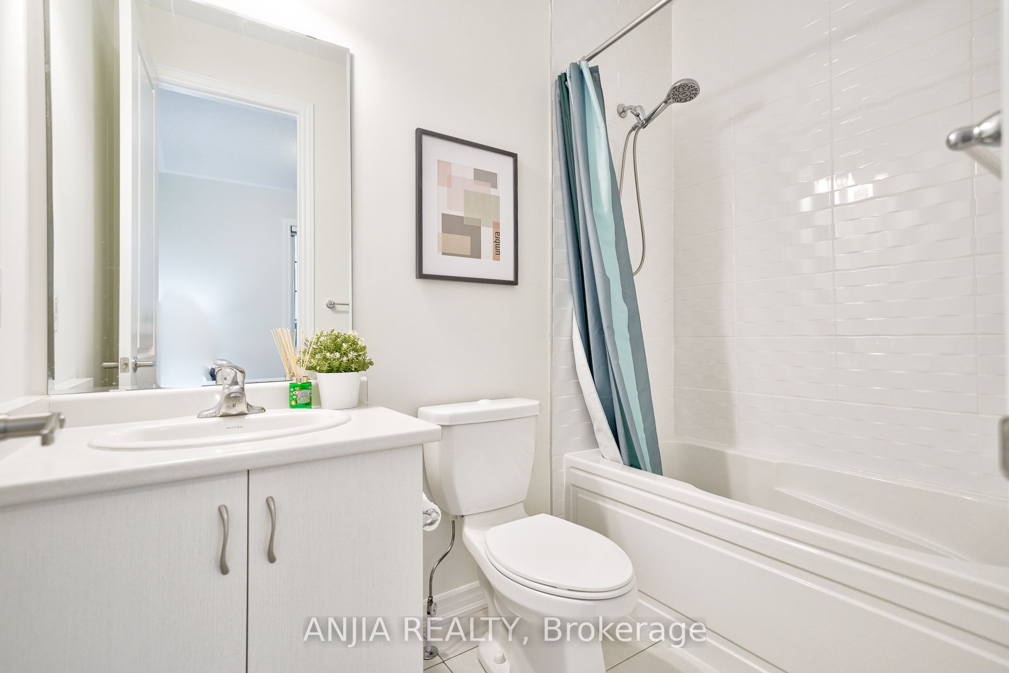 262 Beaverbrae Drive