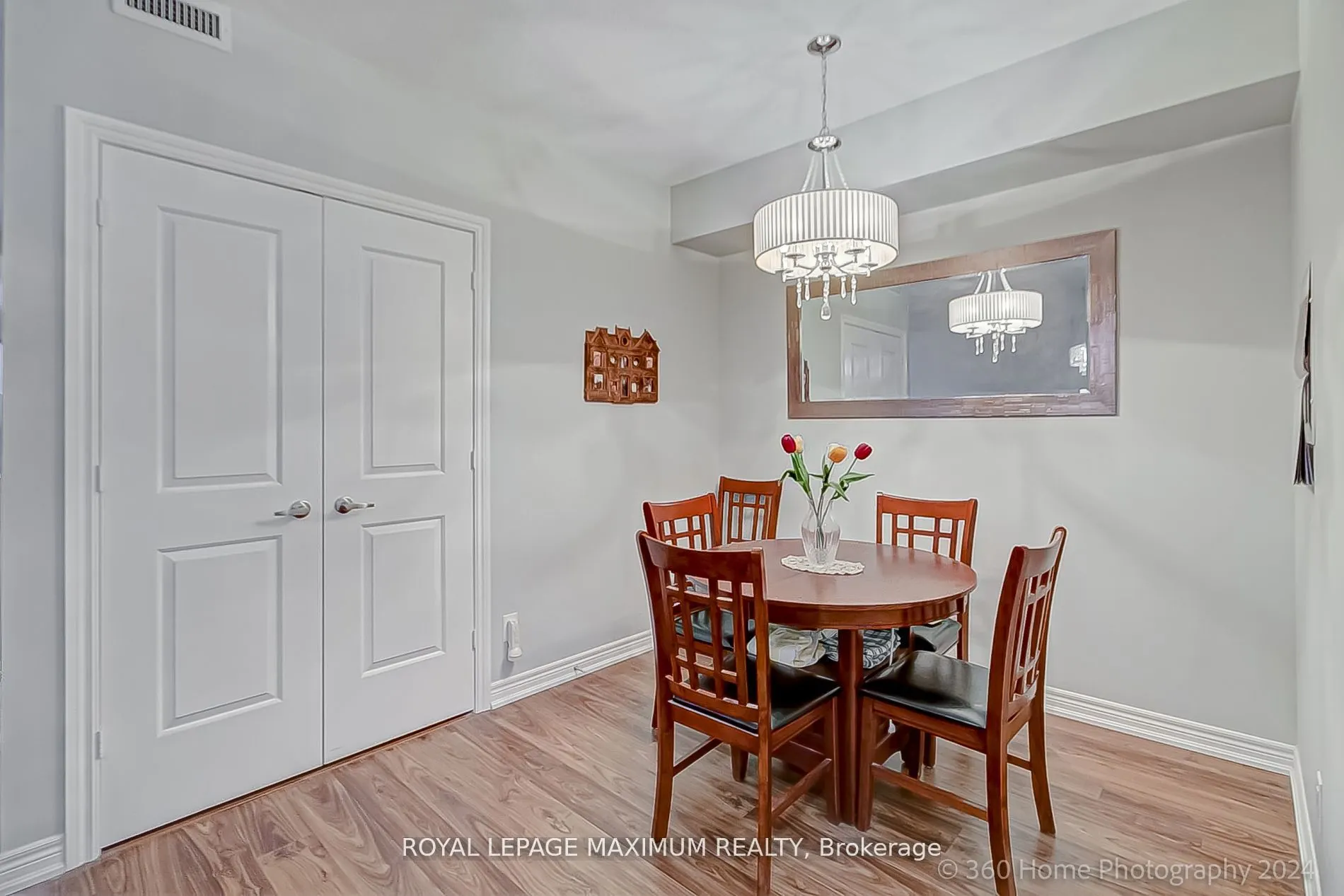 9245 Jane Street, #706