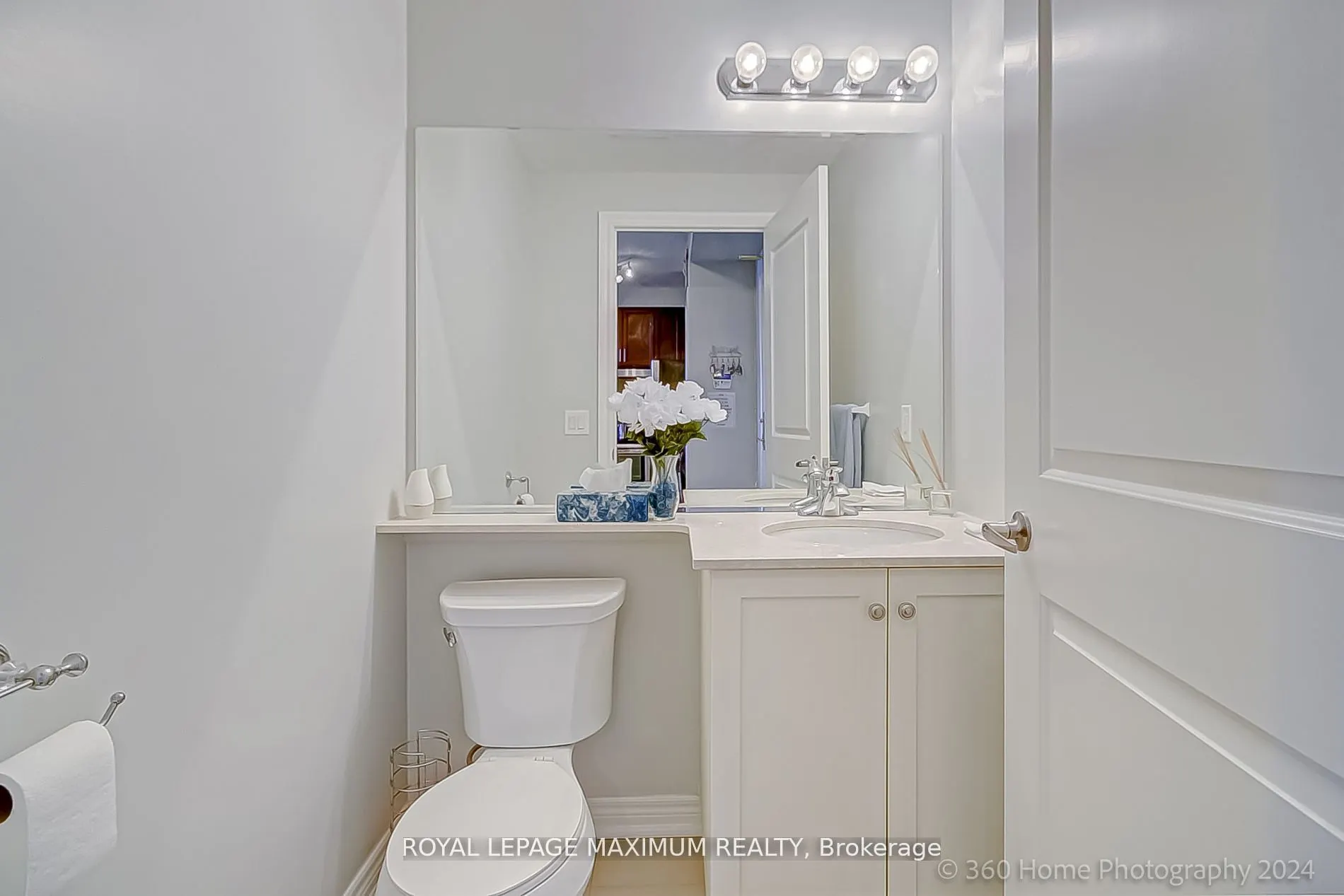 9245 Jane Street, #706