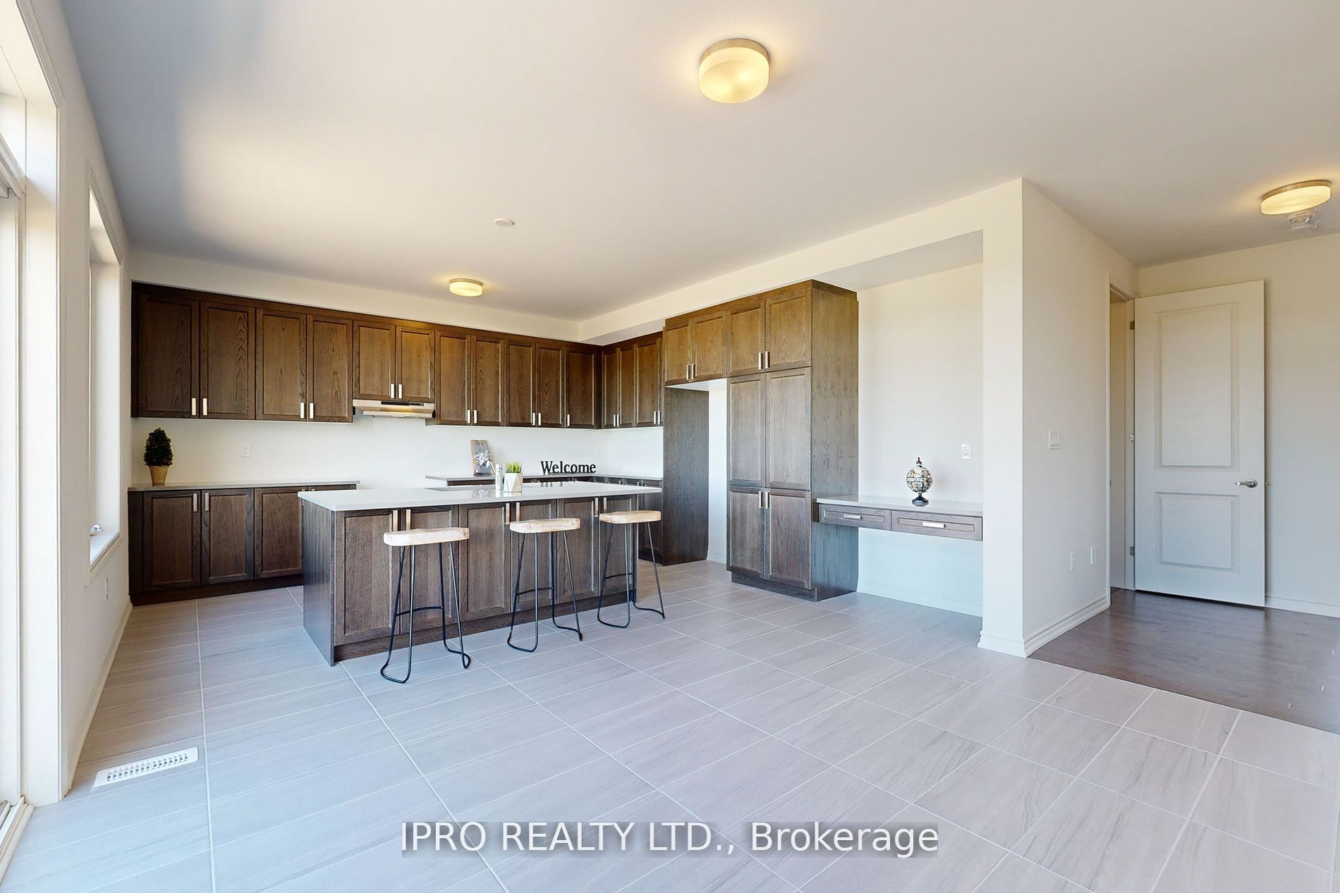 51 Sparrow Way