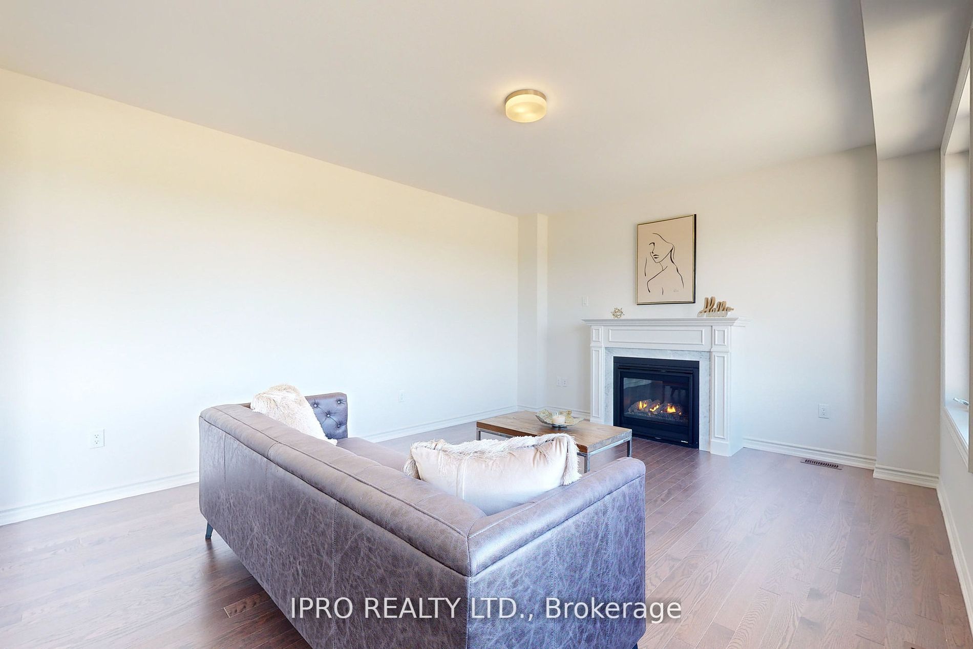 51 Sparrow Way