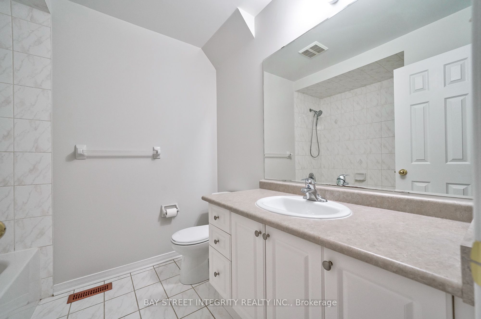 75 Selkirk Drive
