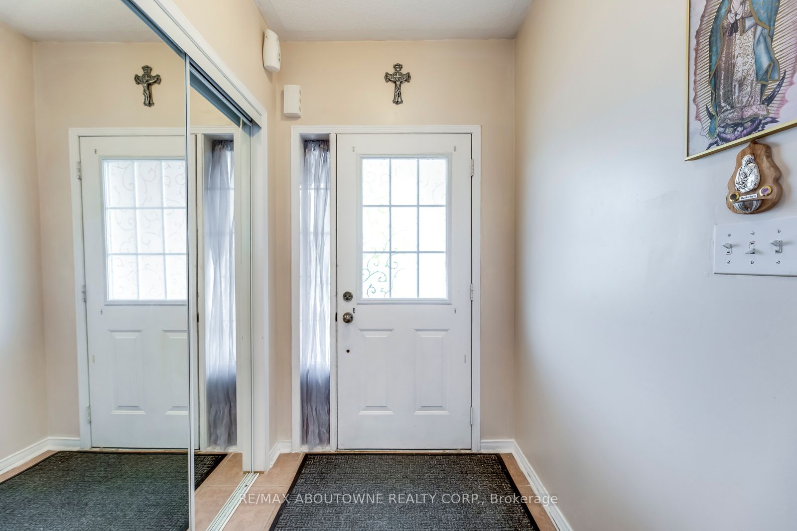 50 Casabel Drive