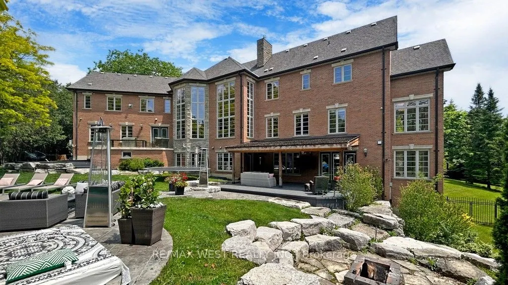 32 Daleview Court