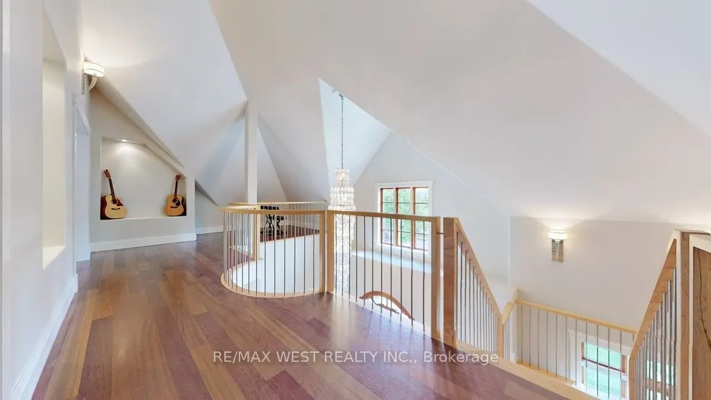 32 Daleview Court
