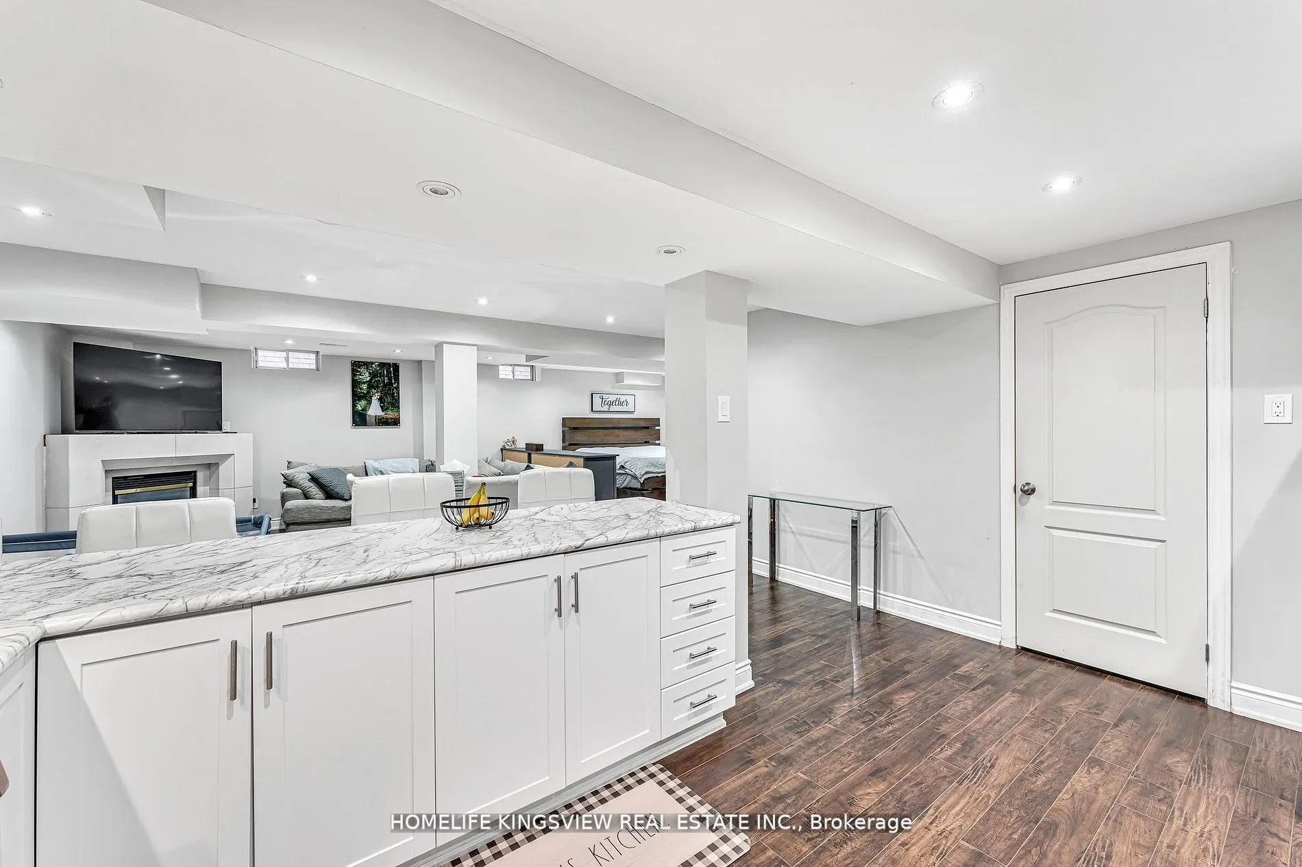 31 Blue Diamond Terrace