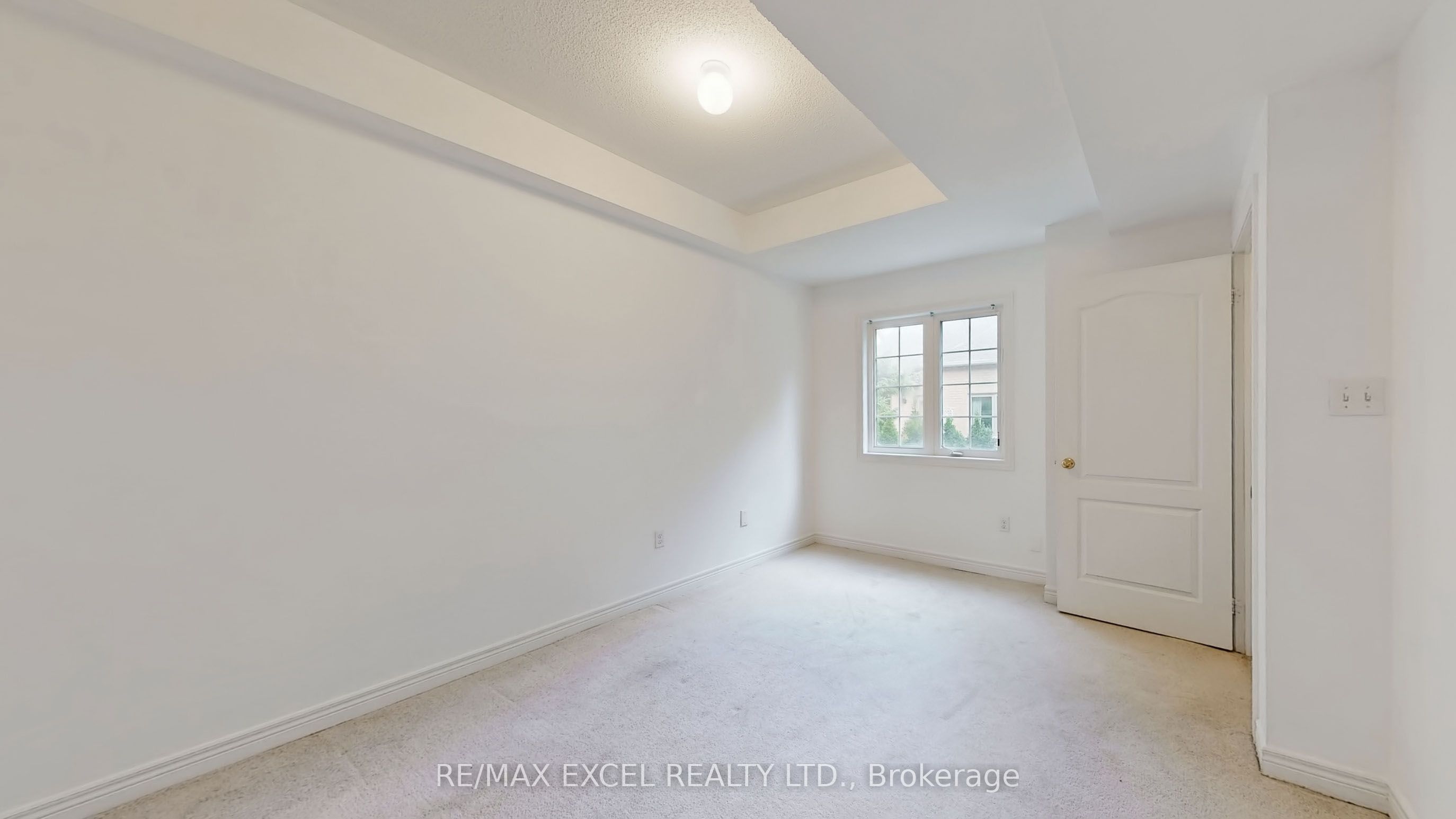 15 Old Colony Road #24