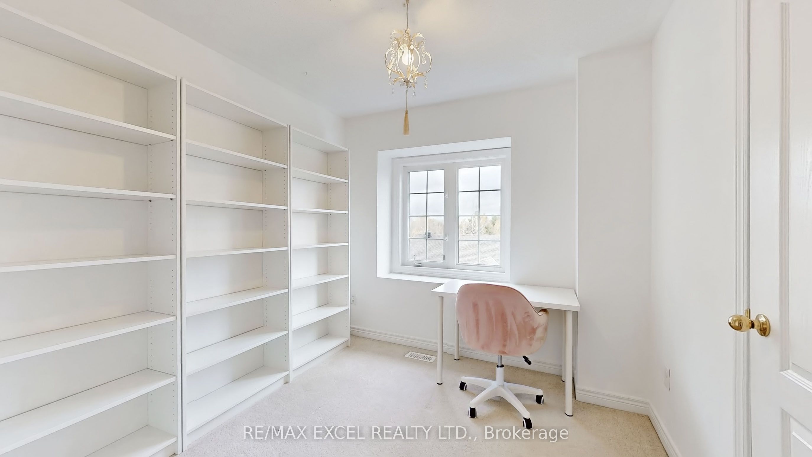 15 Old Colony Road #24
