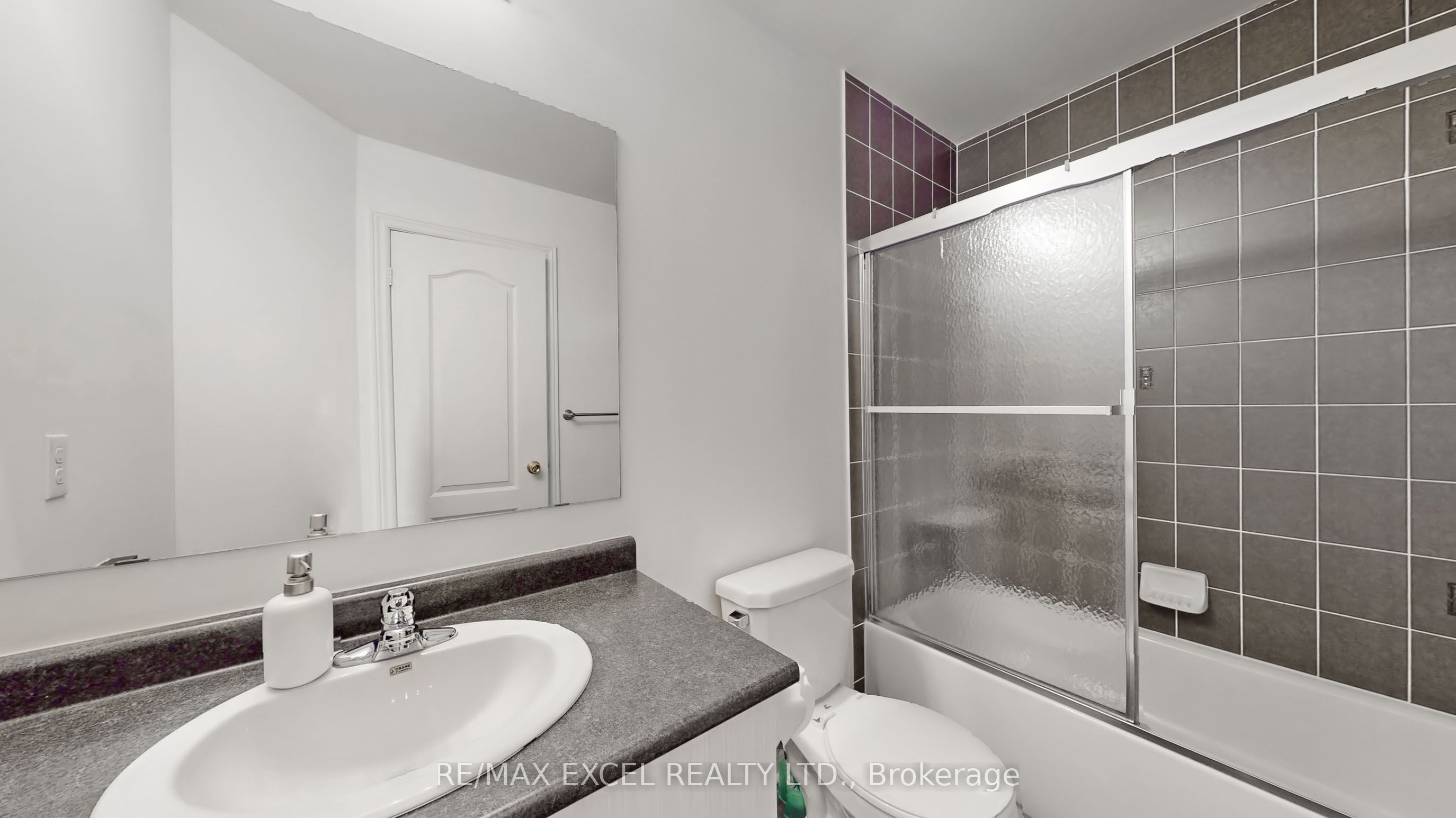 15 Old Colony Road #24