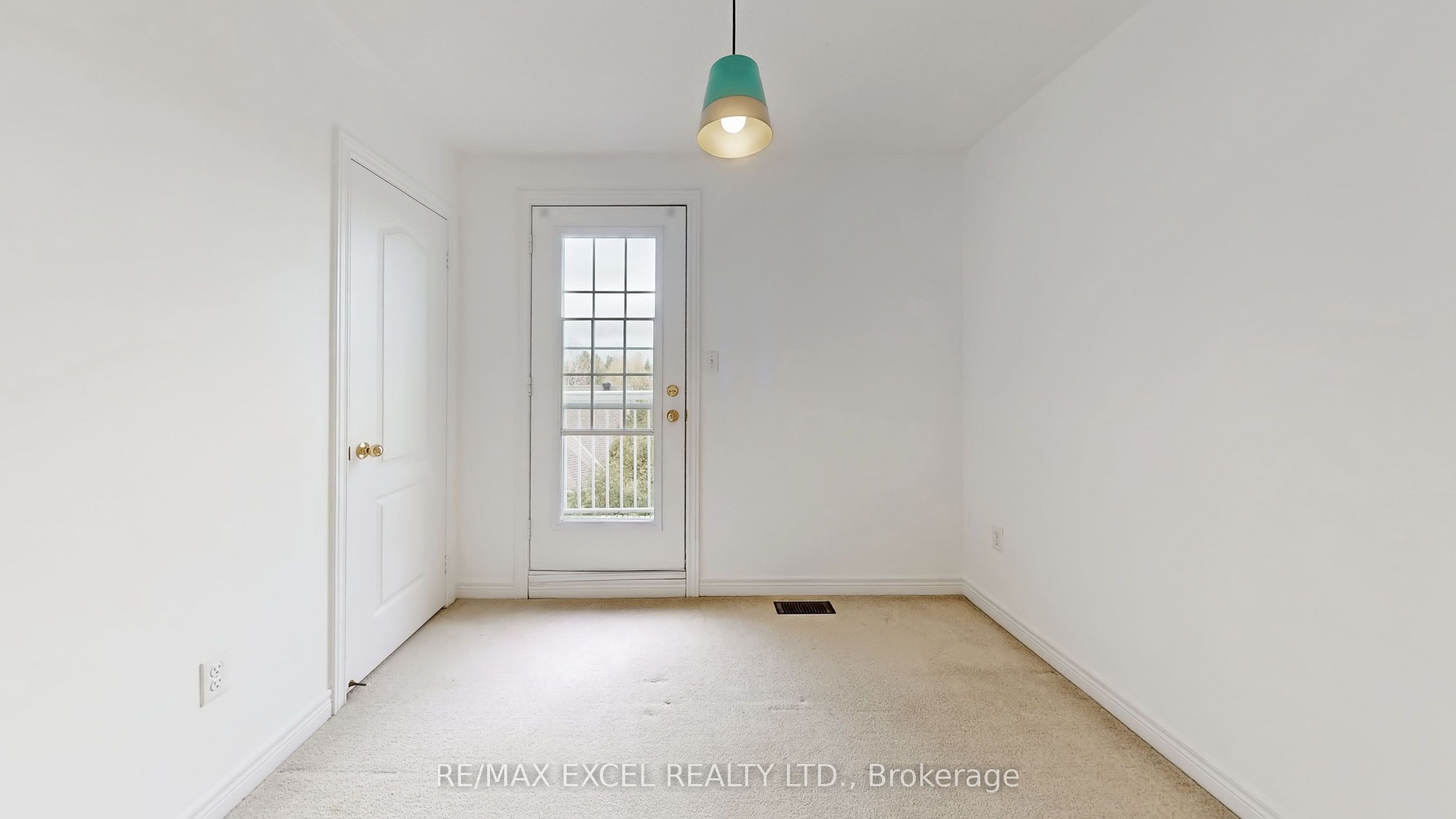 15 Old Colony Road #24