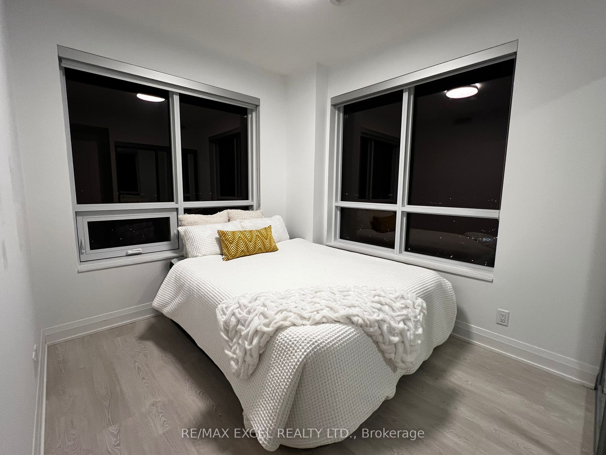 18 Water Walk Drive, #3709