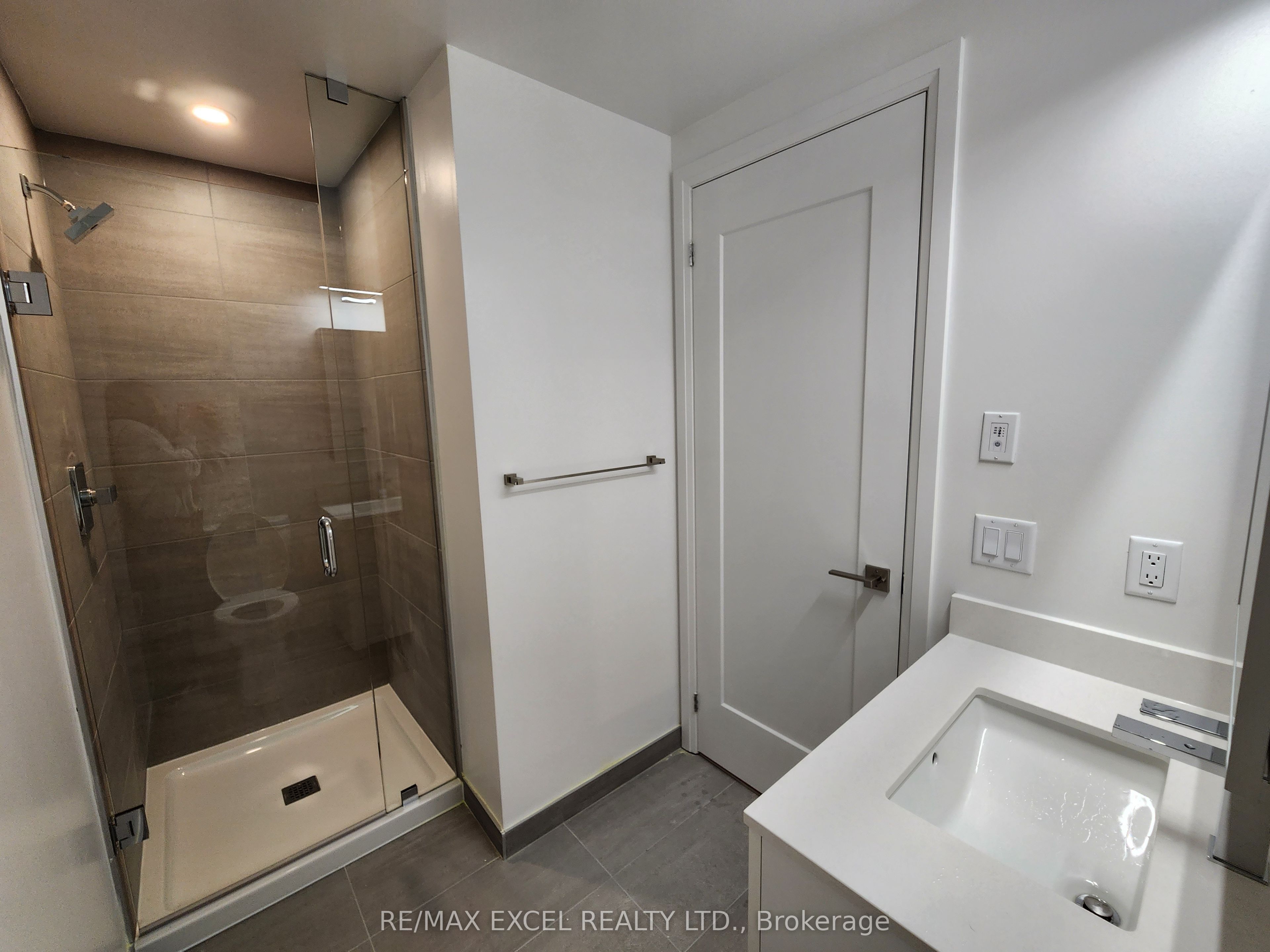 18 Water Walk Drive, #3709