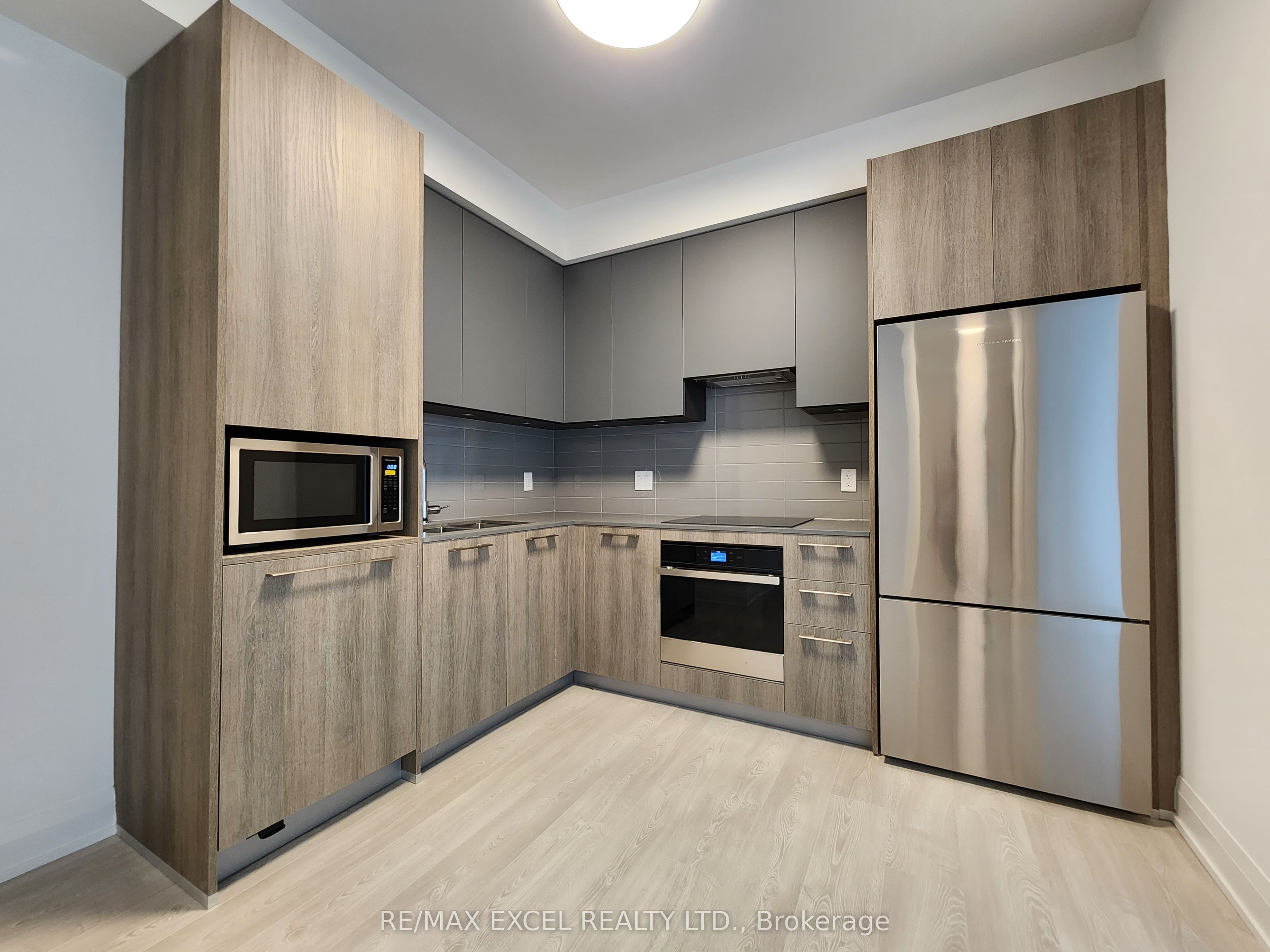 18 Water Walk Drive, #3709