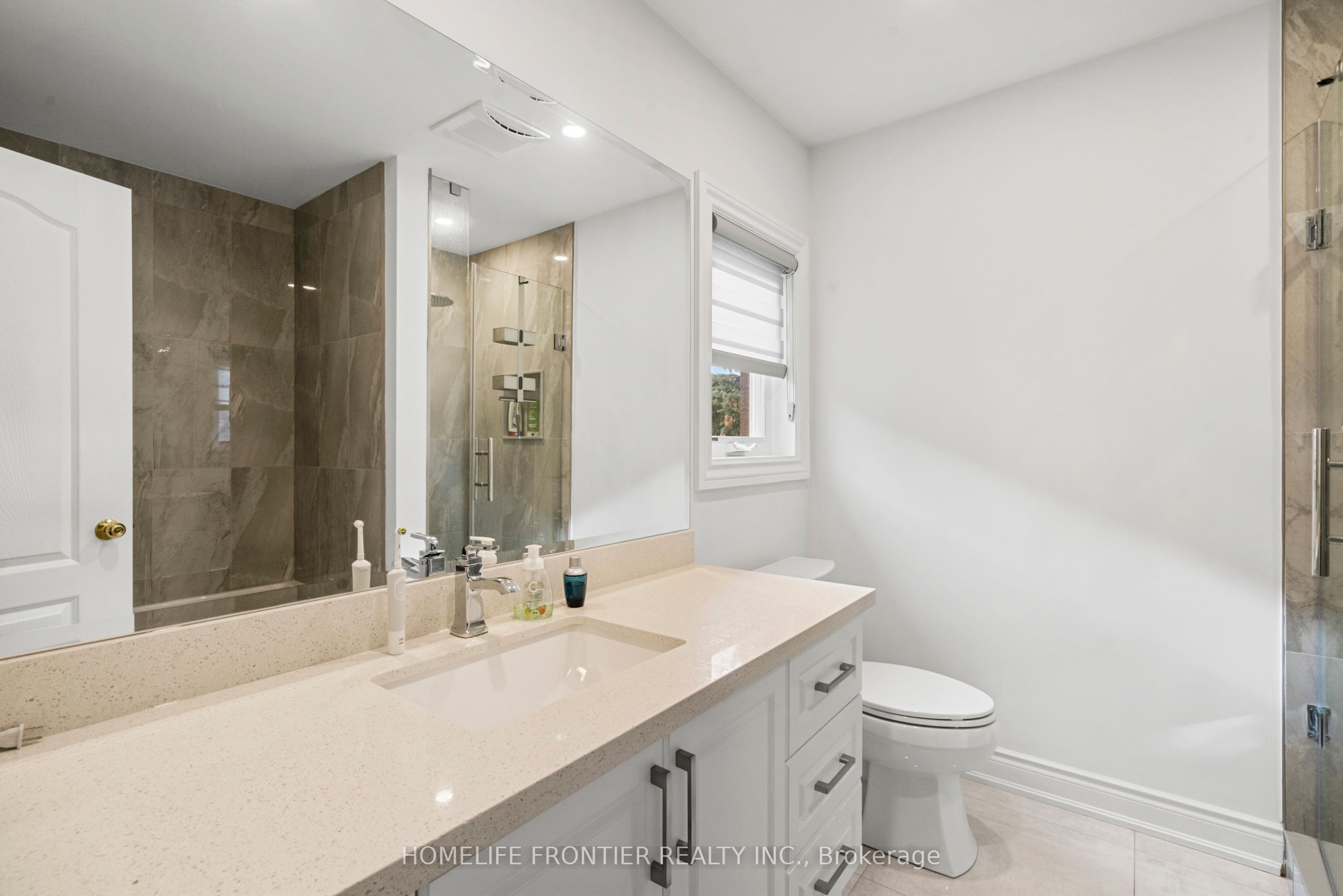 7 Edenbrook Crescent