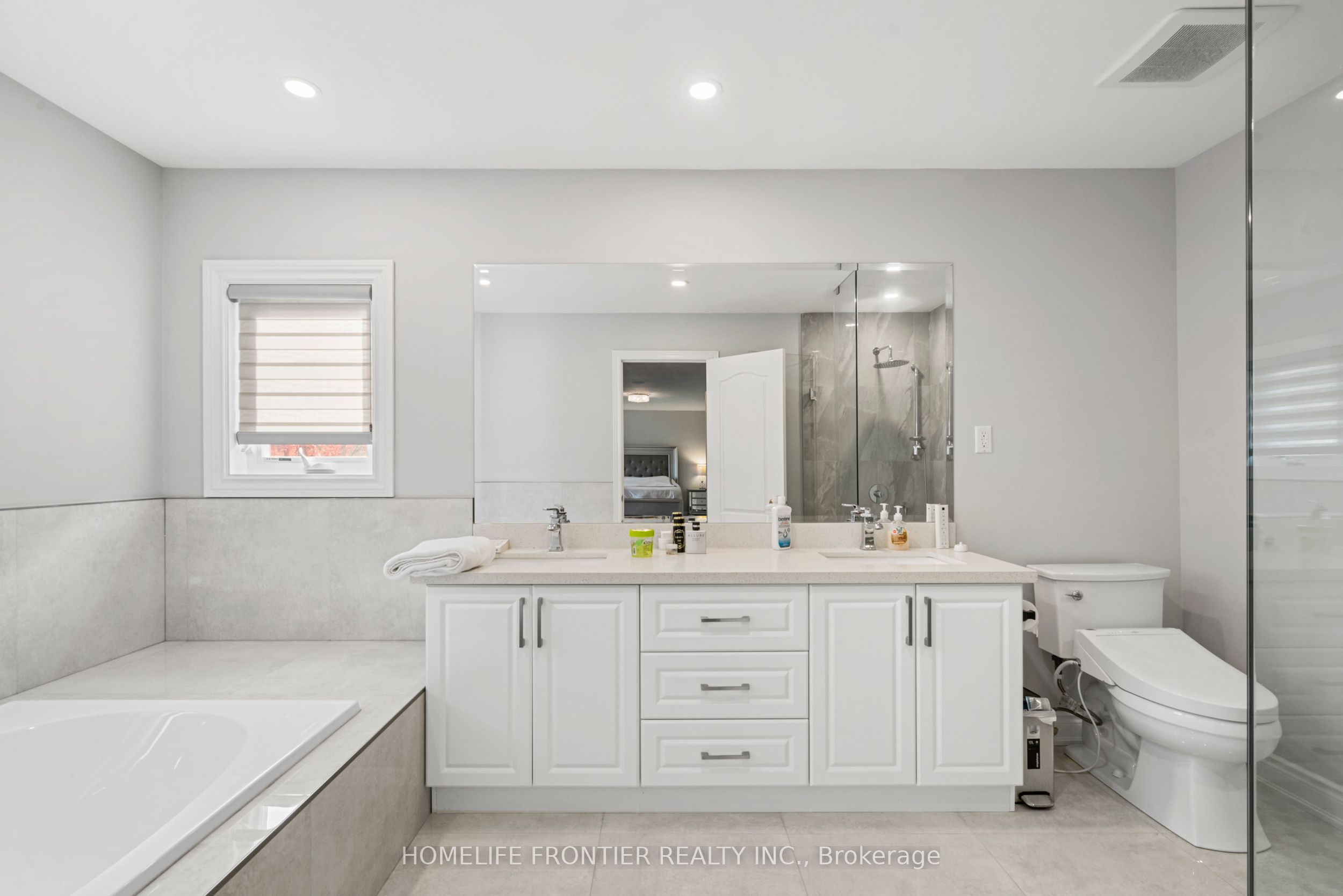 7 Edenbrook Crescent