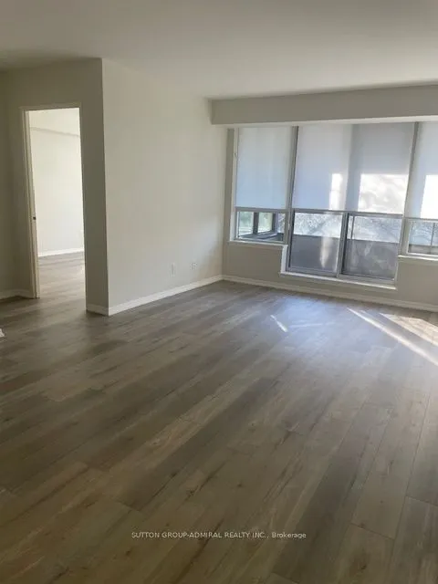81 Townsgate Drive #211