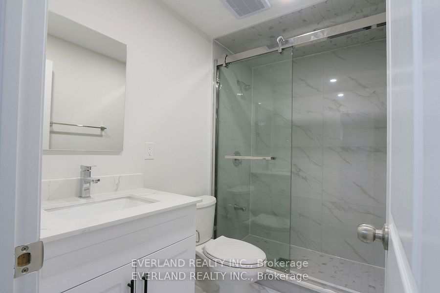 21 Kenneth Ross Bend